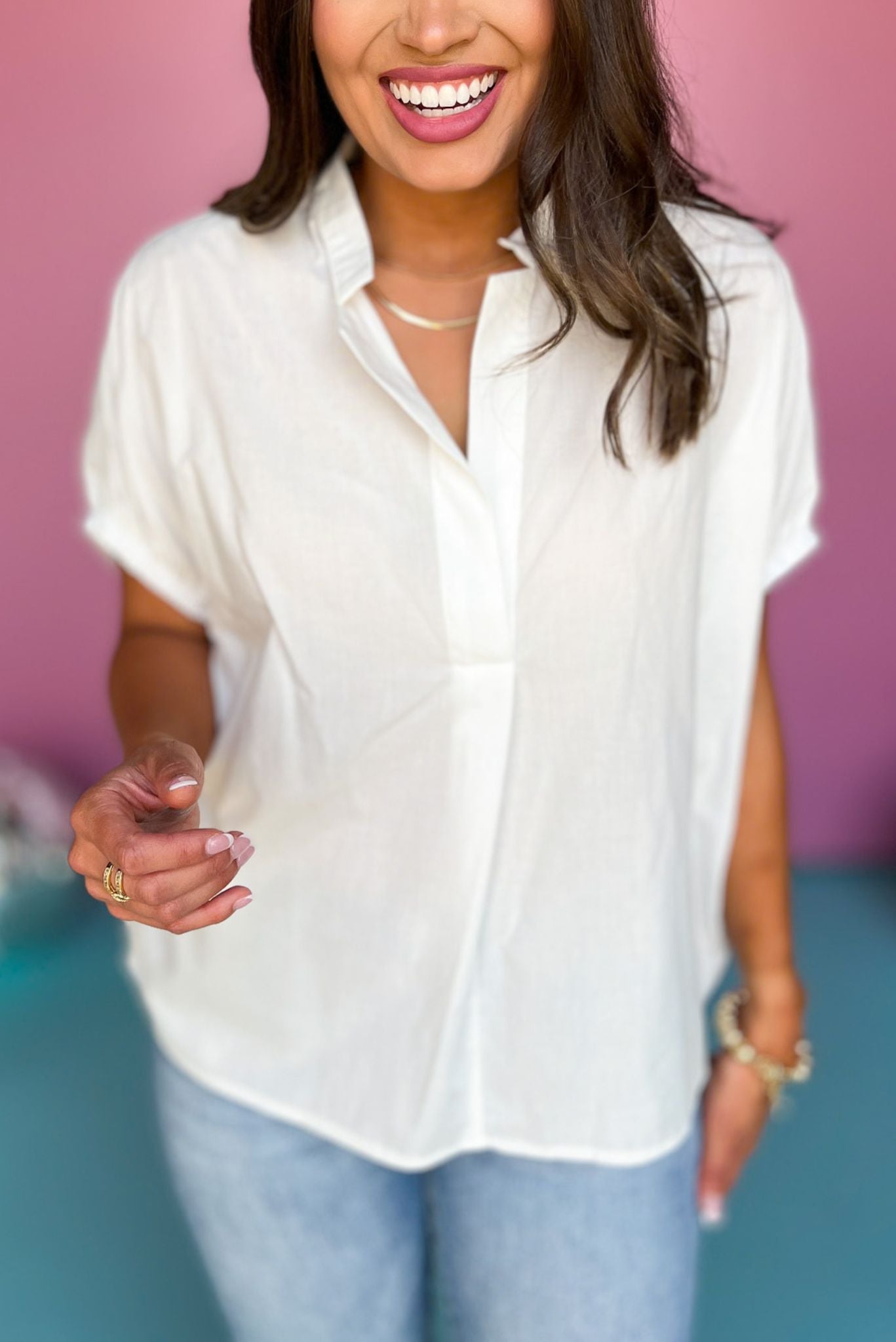 White Poplin Collared Short Sleeve Elastic Band Top, poplin top, must have top, basic top, elevated basics, must have basic, elevated top, mom style, warm fashion, shop style your senses by mallory fitzsimmons, ssys by Mallory Fitzsimmons  Edit alt text