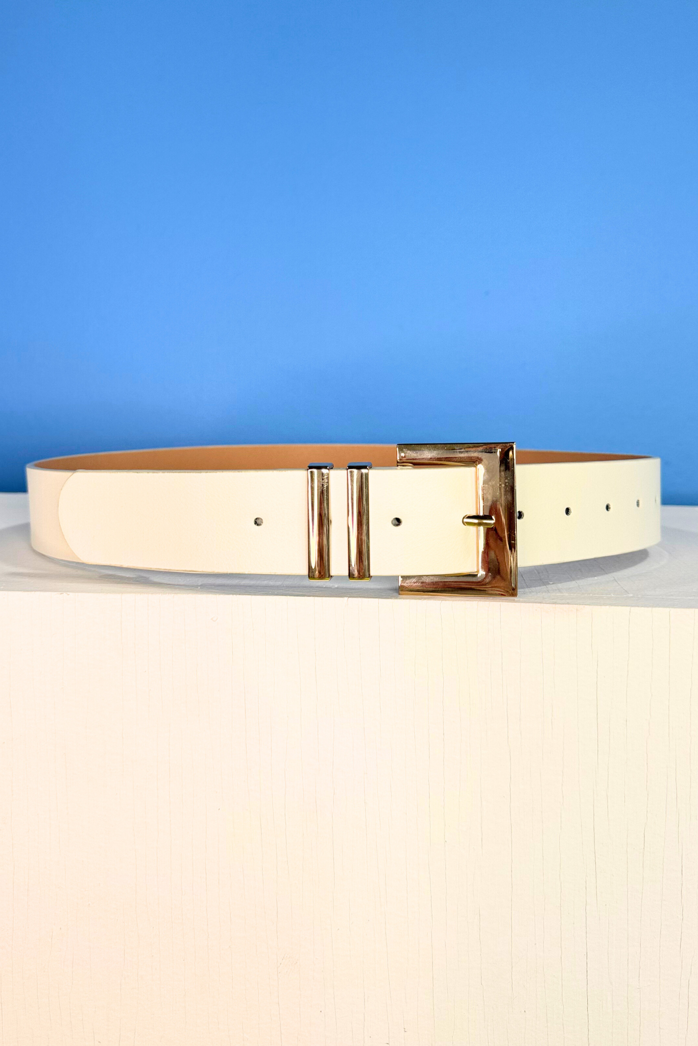 White Rectangle Double Metal Loop Belt