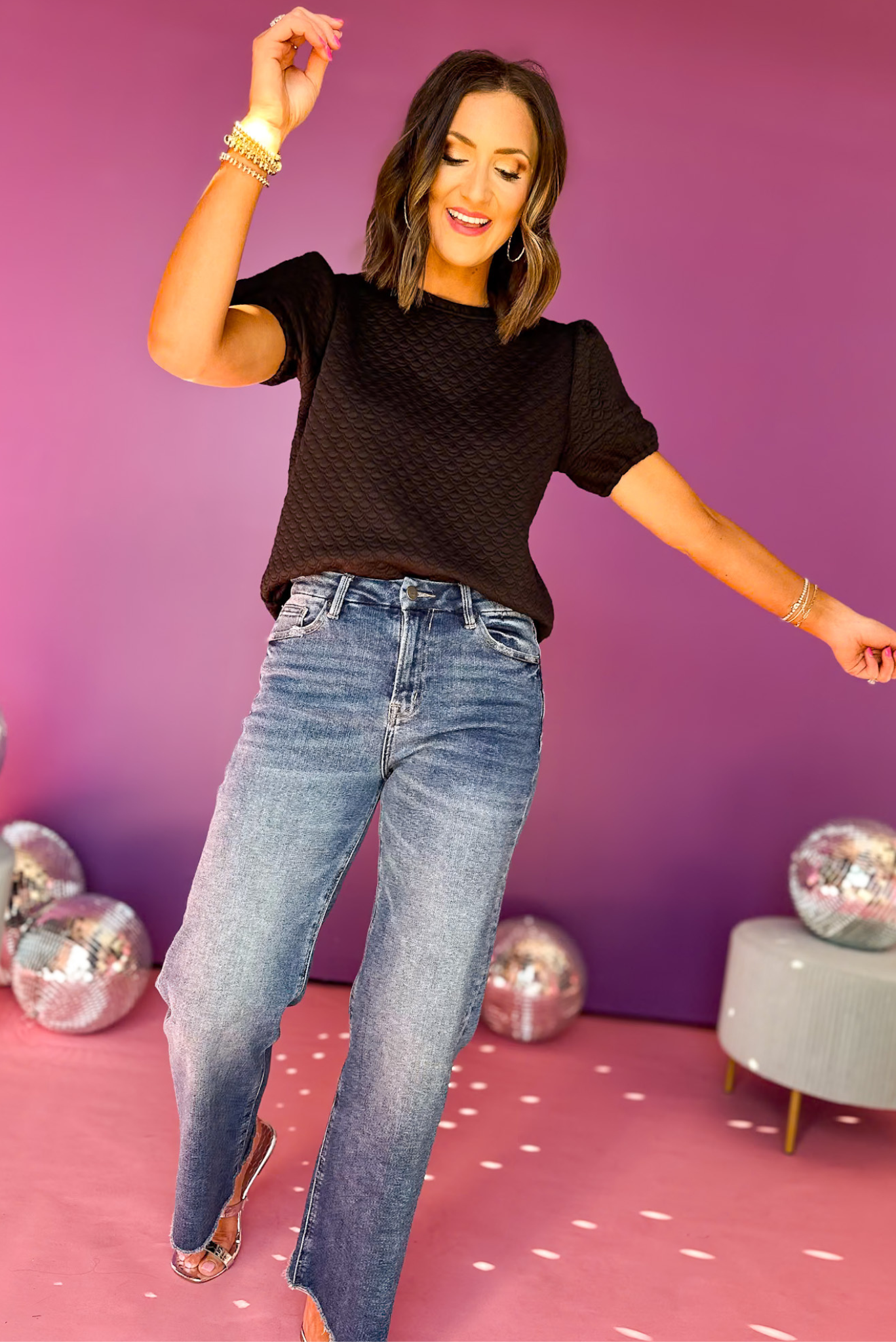 SSYS The Riley Top In Textured Black, ssys the label, elevated top, spring top, spring fashion, textured top, everyday top, must have top, mom style, elevated style, shop style your senses by mallory fitzsimmons, ssys by mallory fitzsimmons