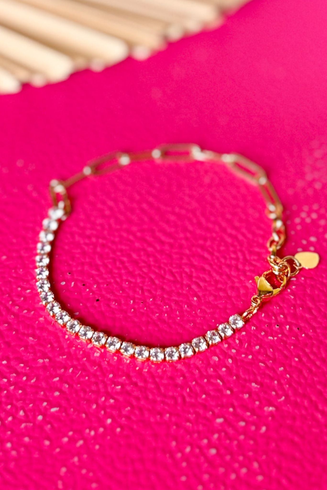 Gold Diamond Chainlink Bracelet, accessory, bracelet, gold bracelet, must have bracelet, shop style your senses by mallory fitzsimmons, ssys by mallory fitzsimmons