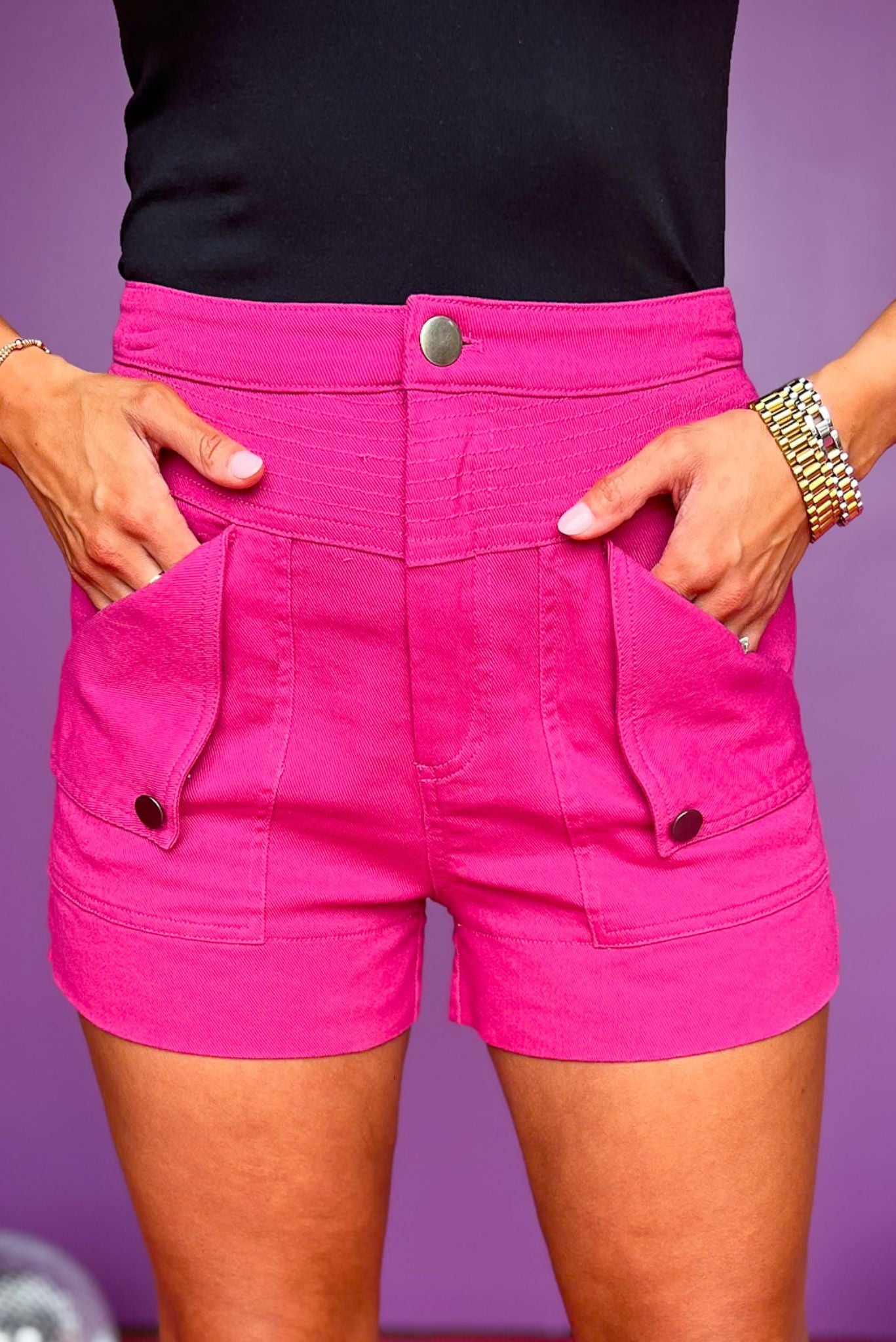 Fuchsia Stitch Detail Front Pocket Button Shorts, shorts, stitch detail shorts, front pocket shorts, fuchsia shorts, fuchsia stitch detail shorts, fuchsia front pocket shorts, must have shorts, elevated shorts, elevated style, summer shorts, summer style, Shop Style Your Senses by Mallory Fitzsimmons, SSYS by Mallory Fitzsimmons