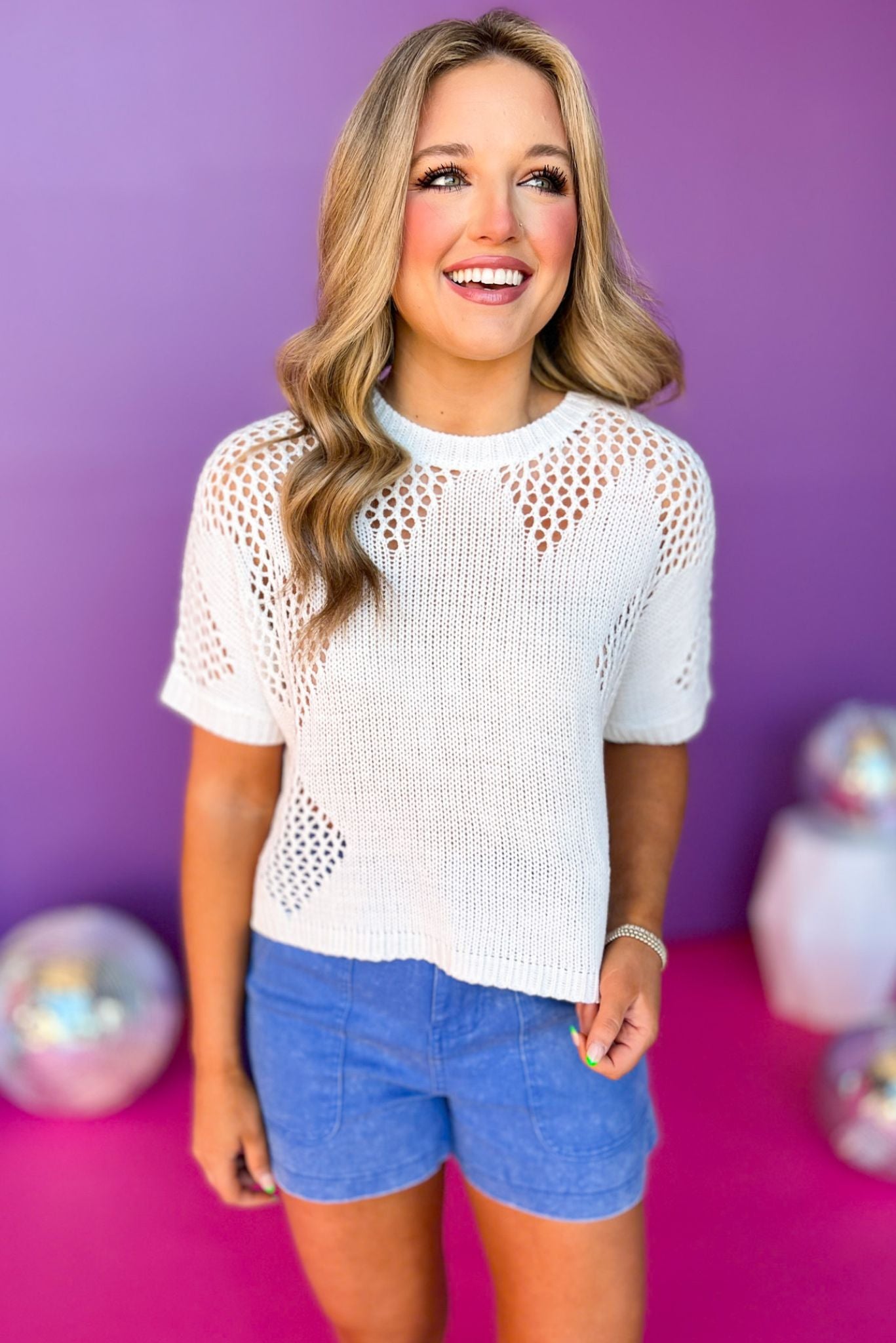 Off White Crew Neck Short Sleeve Knit Top, crochet top, trendy style, must have top, must have style, summer style, spring fashion, elevated style, elevated top, mom style, shop style your senses by mallory fitzsimmons, ssys by mallory fitzsimmons Edit alt text