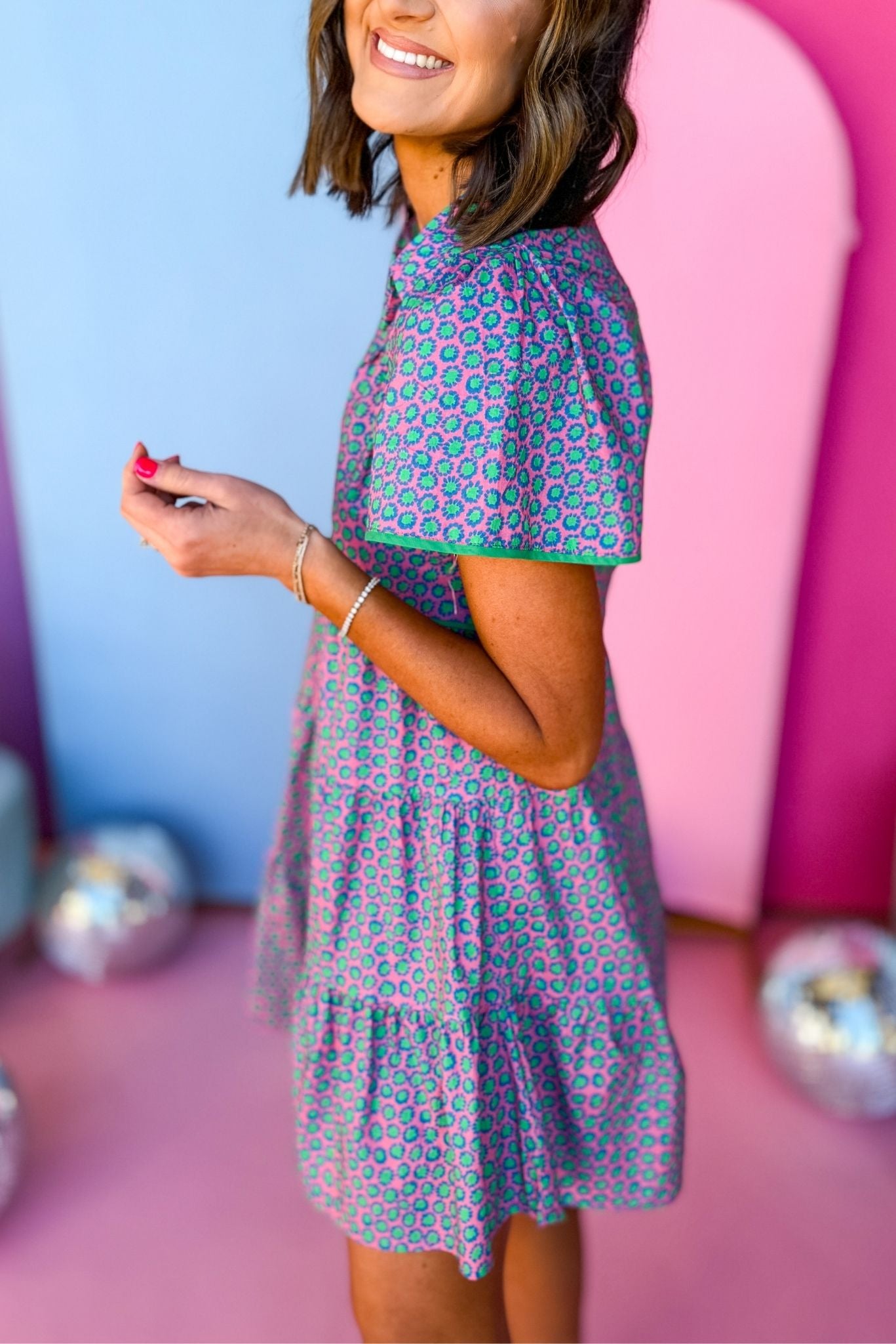 Green Floral Printed V Neck Contrast Piping Button Front Dress, must have dress, must have style, brunch style, spring fashion, elevated style, elevated dress, mom style, shop style your senses by mallory fitzsimmons, ssys by mallory fitzsimmons