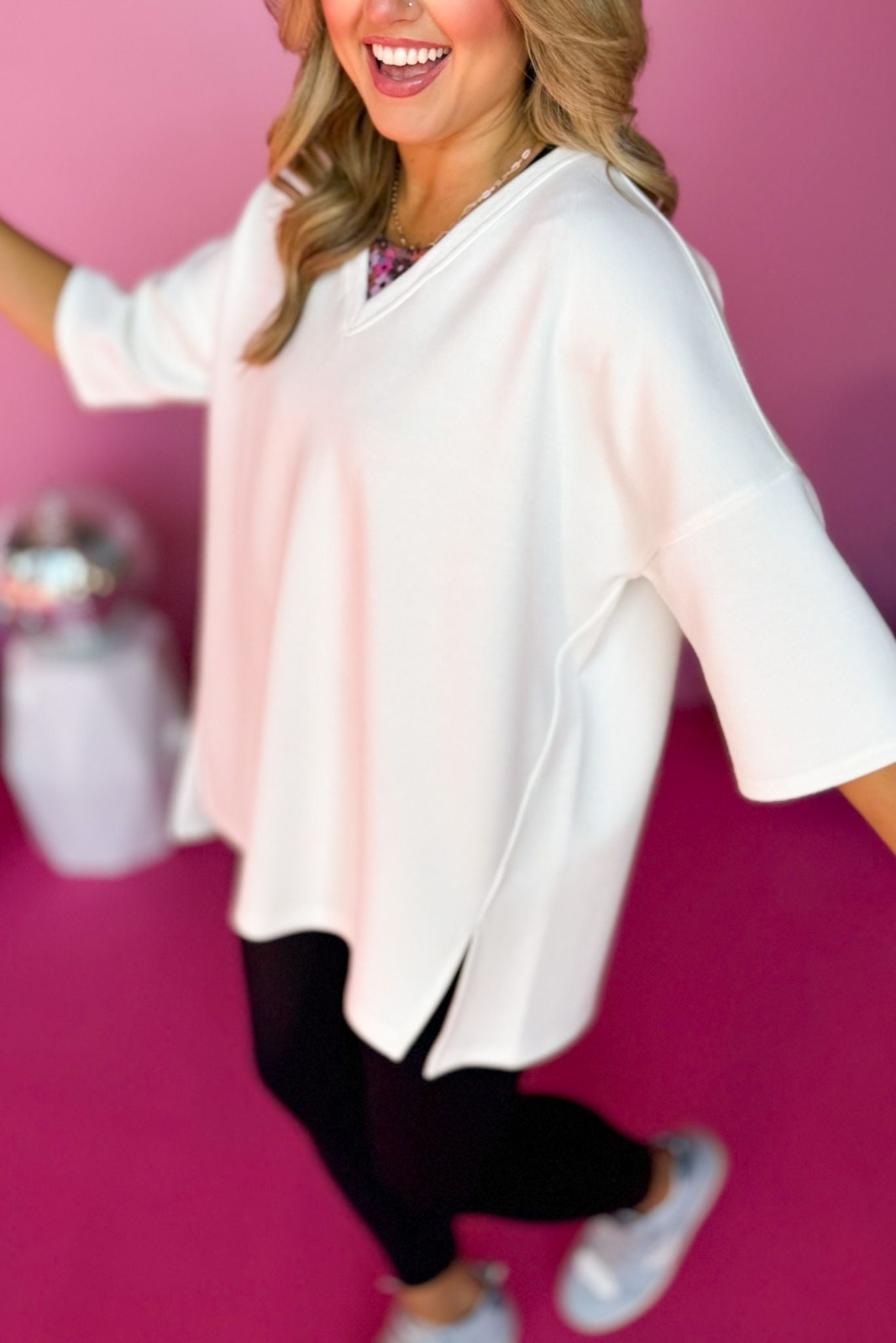 SSYS Ivory V Neck Air Tent Top, SSYS the label, must have tent top, must have style, elevated athleisure, must have athleisure, mom style, active style, must have activewear, shop style your senses by mallory fitzsimmons