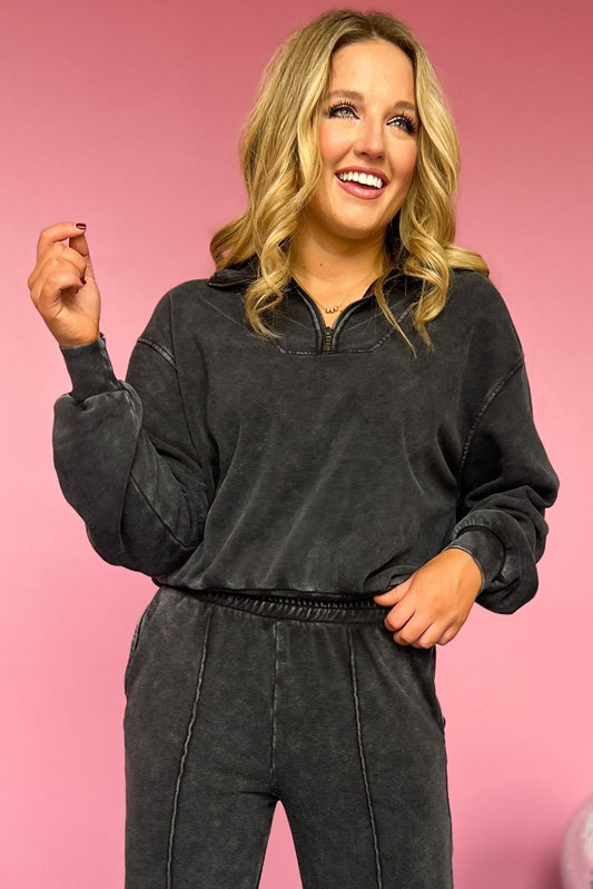  Black Quarter Zip Long Sleeve Pullover *FINAL SALE* *Final Sale*, must have sweatshirt, must have style, must have fall, mom style, fall style, mom style, elevated sweatshirt, elevated everyday, shop style your senses by mallory fitzsimmons