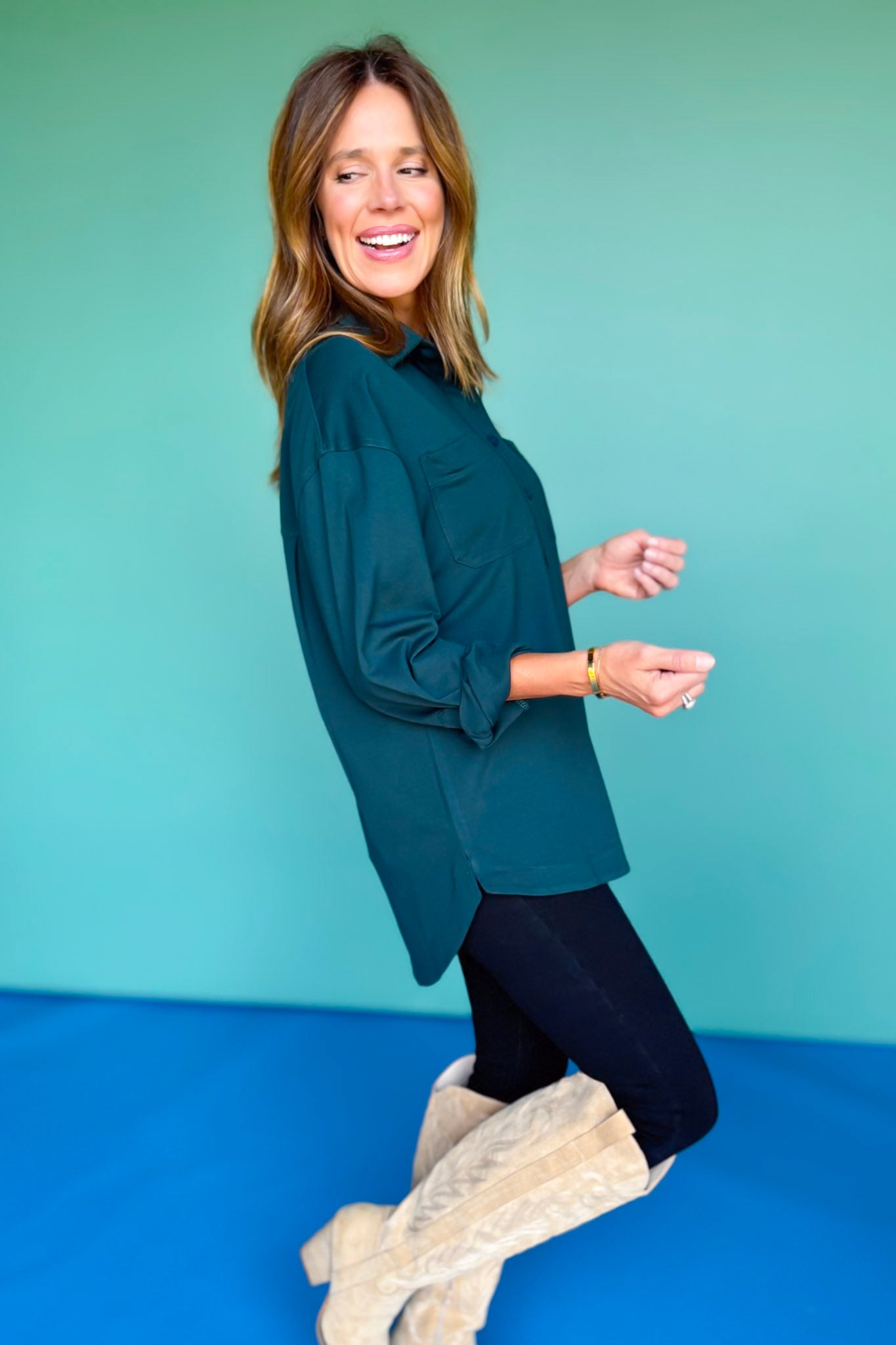 SSYS Emilia Collared Front Pocket Top In Hunter