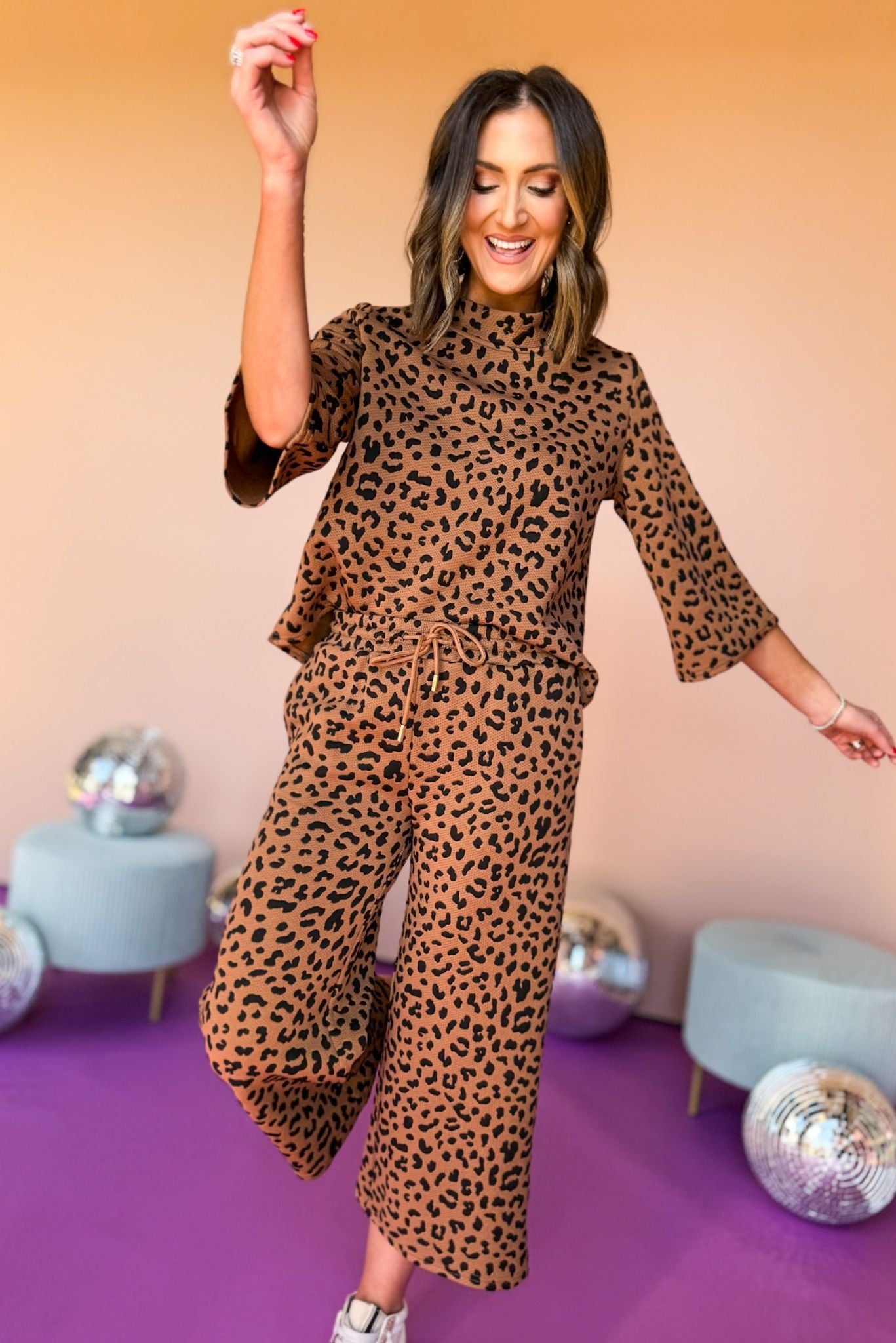 SSYS The Parker Set In Tan Animal Print, ssys the label, must have set, must have style, elevated set, matching set, elevated style, elevated comfy, comfortable fashion, travel set, mom style, travel style, shop style your senses by mallory fitzsimmons