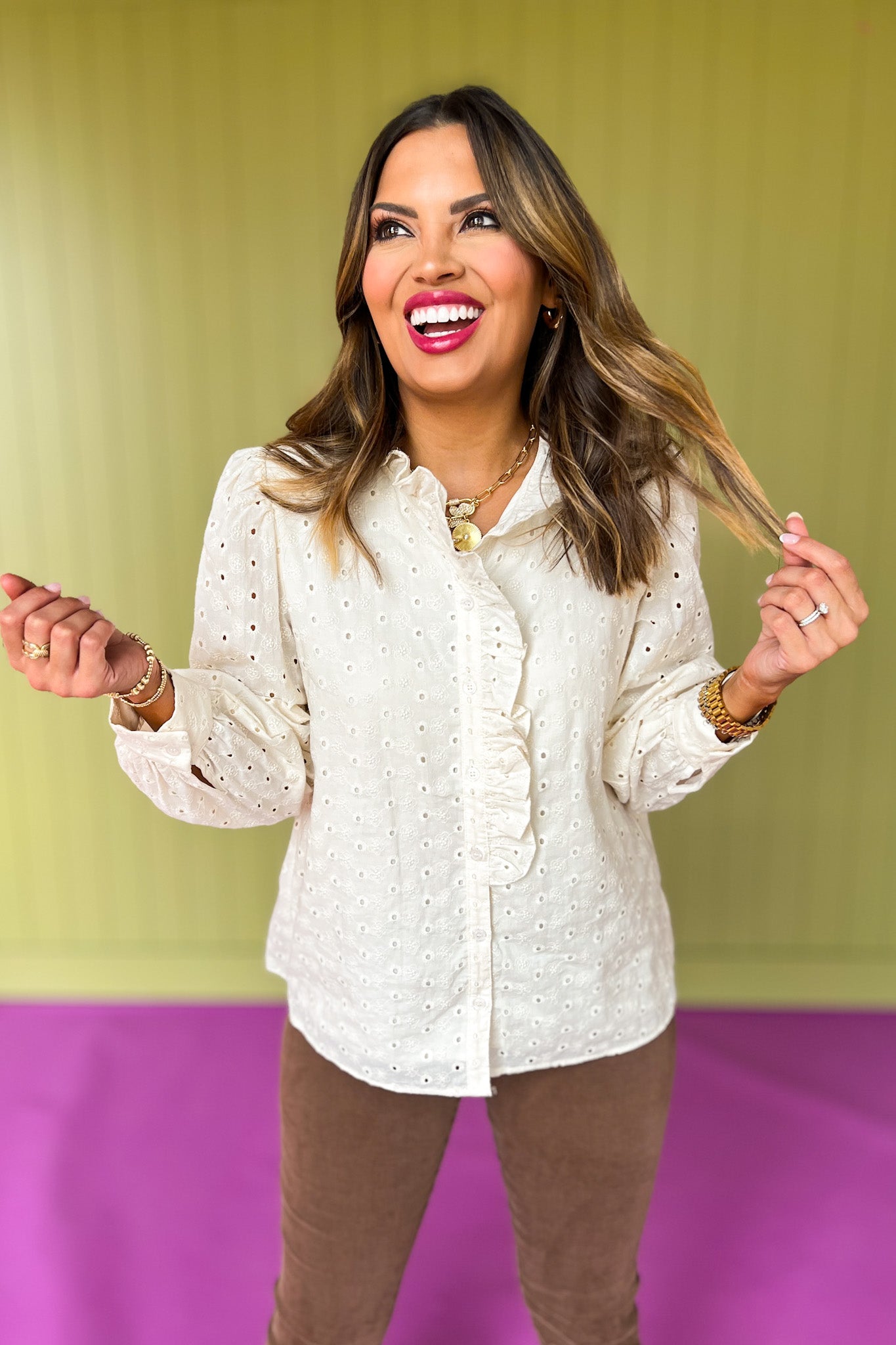 Fall top, eyelet top, thanksgiving outfit, cream top, layering top, perfect for fall top, lightweight top, neutral top, fun fall top, easy to wear, elevated style, elevated basics, chic fall top, SSYS by mallory Fitzsimmons