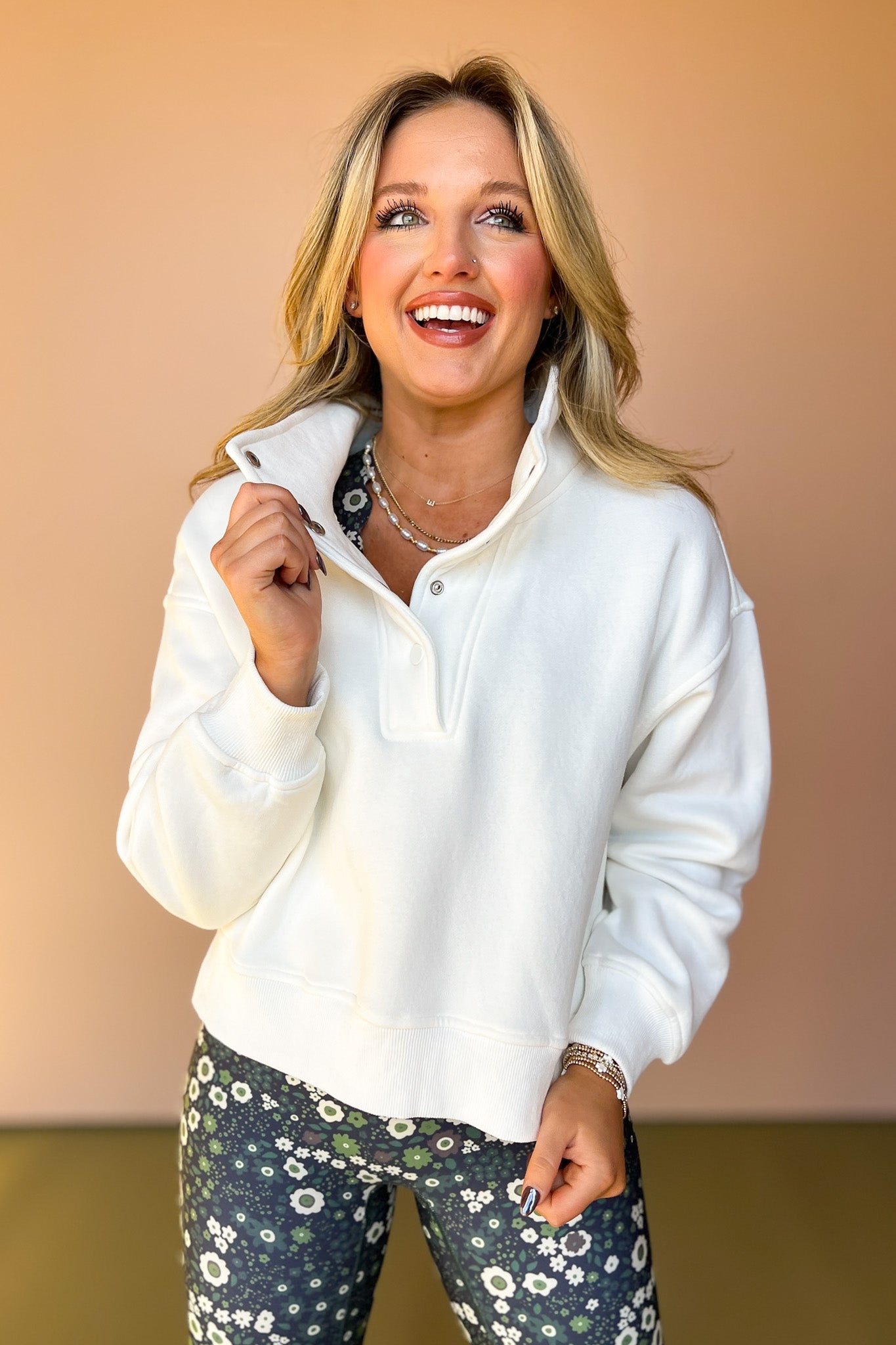 SSYS Cropped Natalie Pullover In Ivory