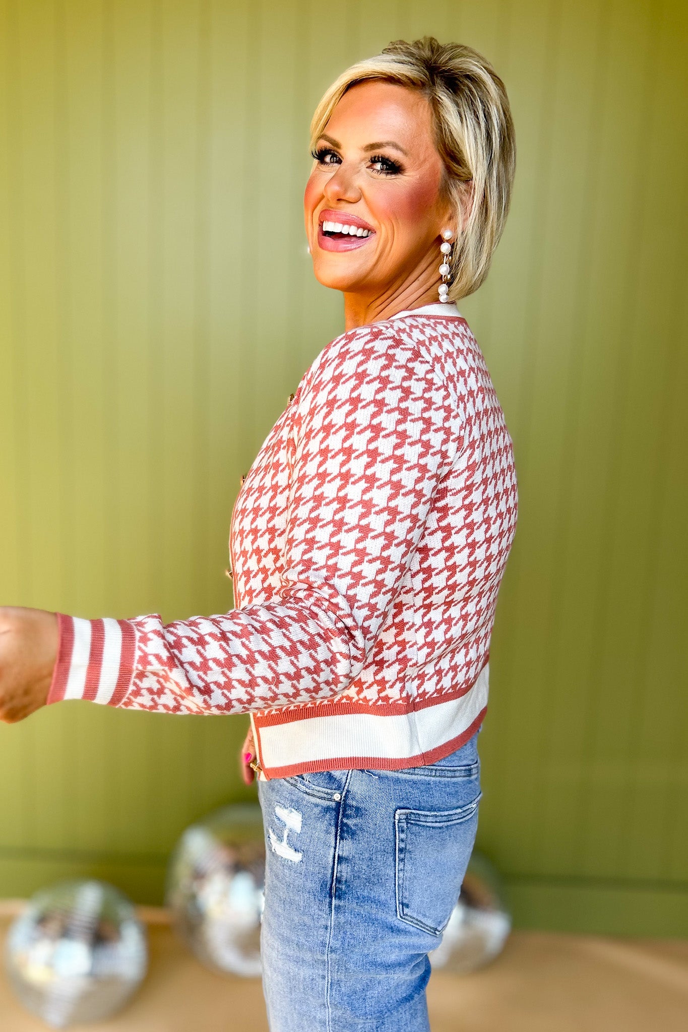 Mauve Houndstooth Knit Sweater Cardigan, must have cardigan, must have sweater, must have style, fall style, fall fashion, elevated style, elevated sweater, mom style, shop style your senses by mallory fitzsimmons, ssys by mallory fitzsimmons