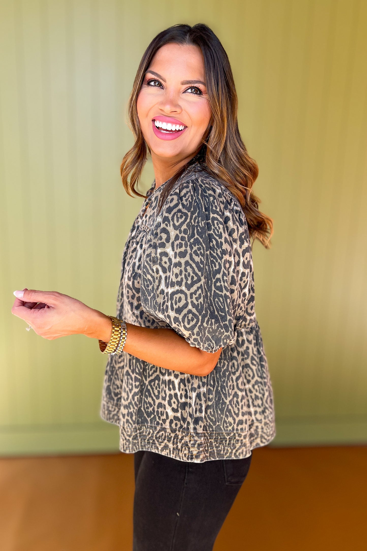 Brown Animal Print Short Puff Sleeve Babydoll Top *FINAL SALE*