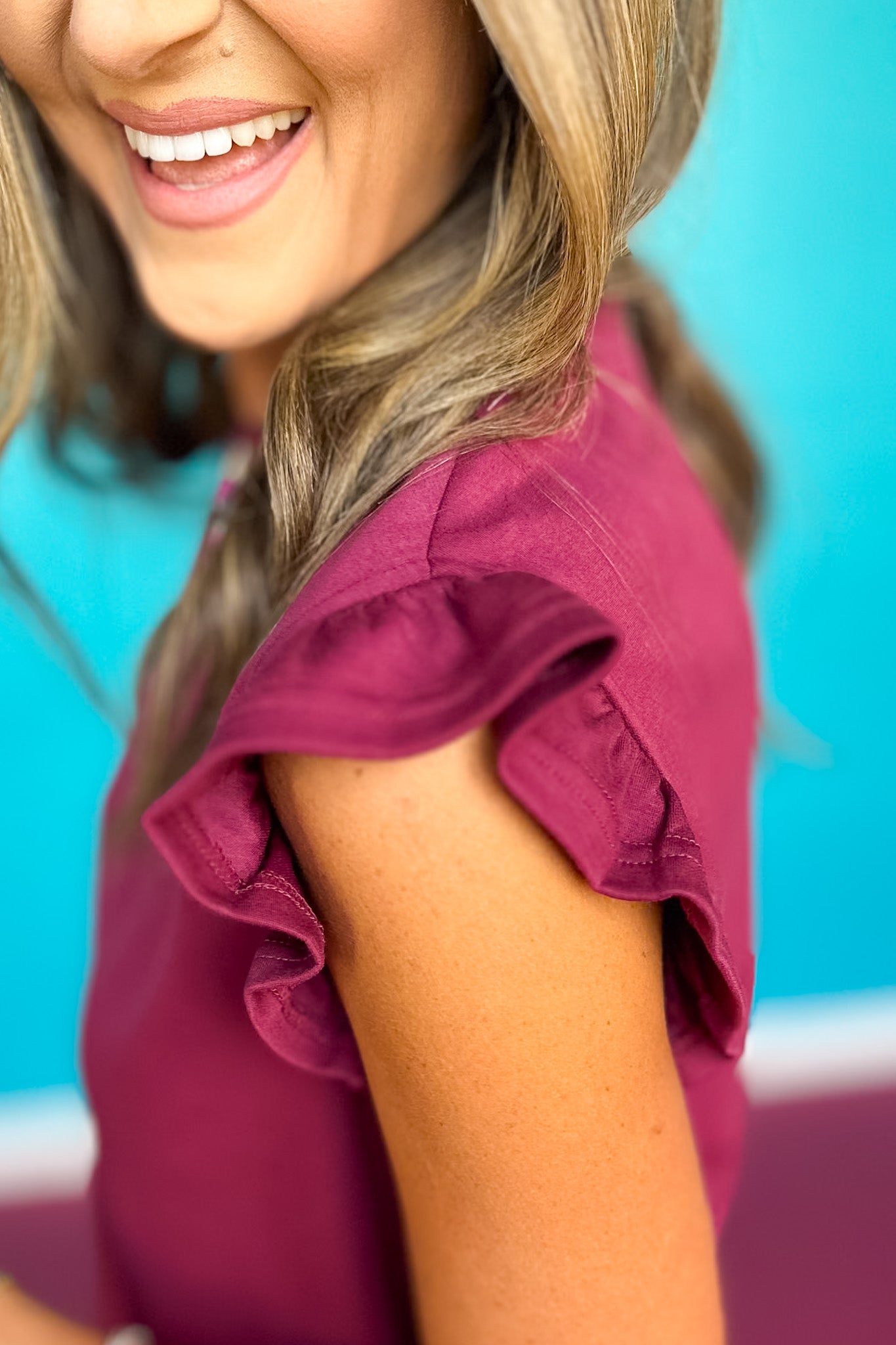 SSYS Charlie Air Ruffle Shoulder Shorts Set In Maroon