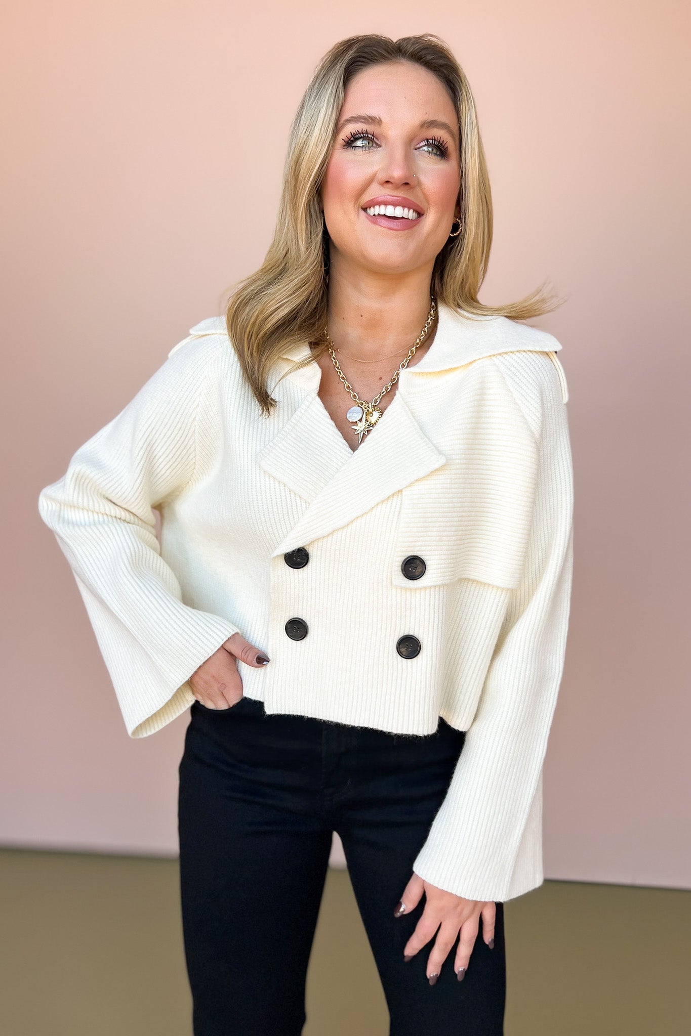 must have top, basic top, elevated basics, must have basic, elevated top, mom style, mom fashion, shop style your senses by mallory fitzsimmons, ssys by Mallory Fitzsimmons