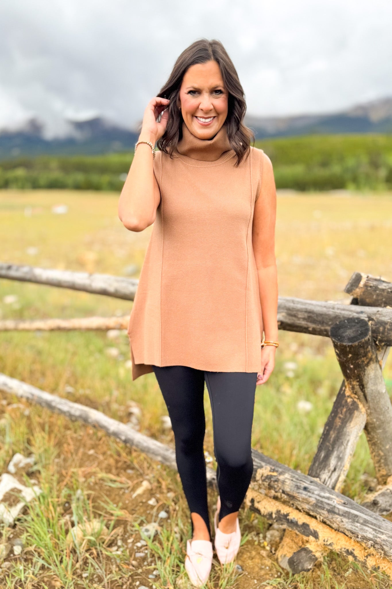 SSYS Lynn Sleeveless Mock Neck Sweater In Taupe