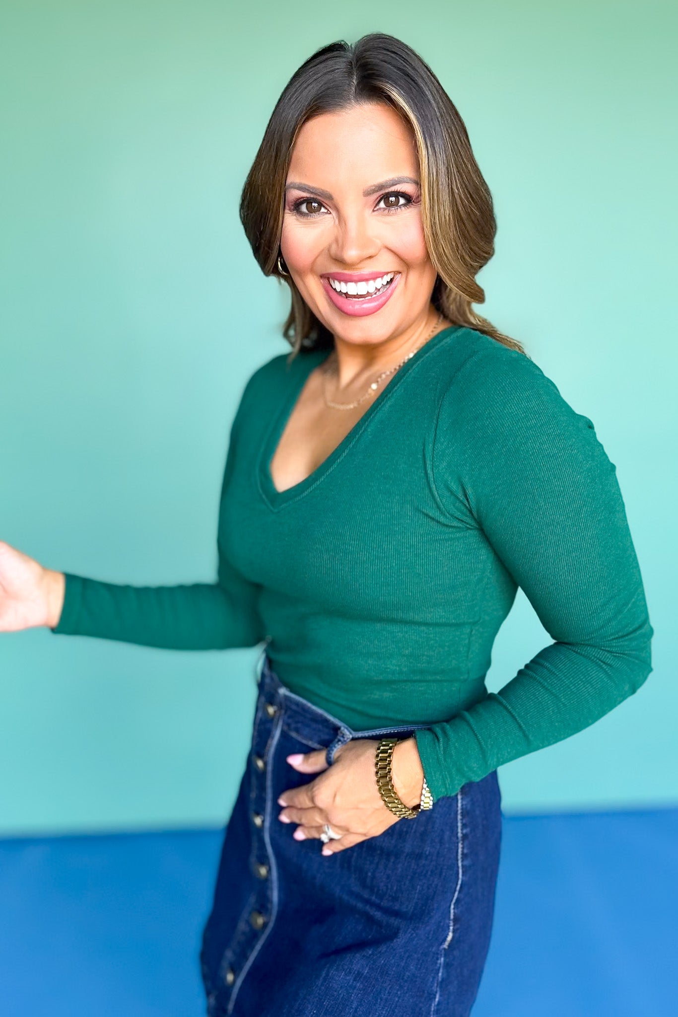 SSYS Ribbed V Neck Long Sleeve Top In Hunter