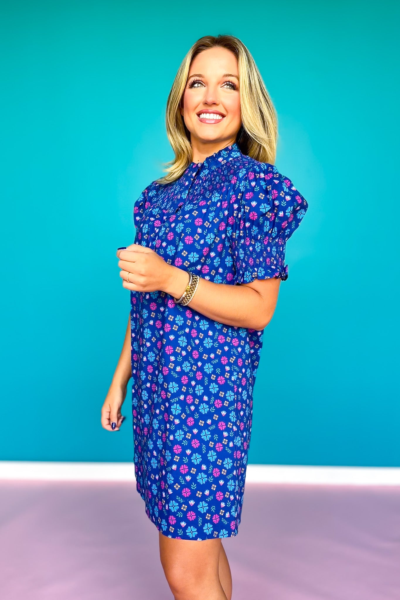 SSYS Maren Smocked Short Sleeve Dress In Navy Floral