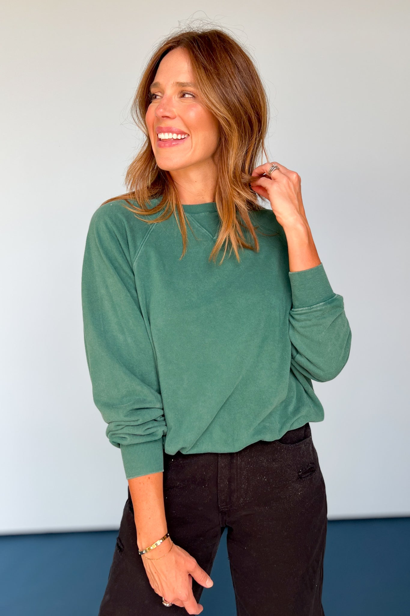 green Washed Ribbed Knit Accent Sweatshirt, must have sweat shirt, perfect fall top, must have fall top, elevated basic top, elevated everyday wear top, easy to wear top, cozy fall top, comfy fall top, SSYS by mallory fitsimmons