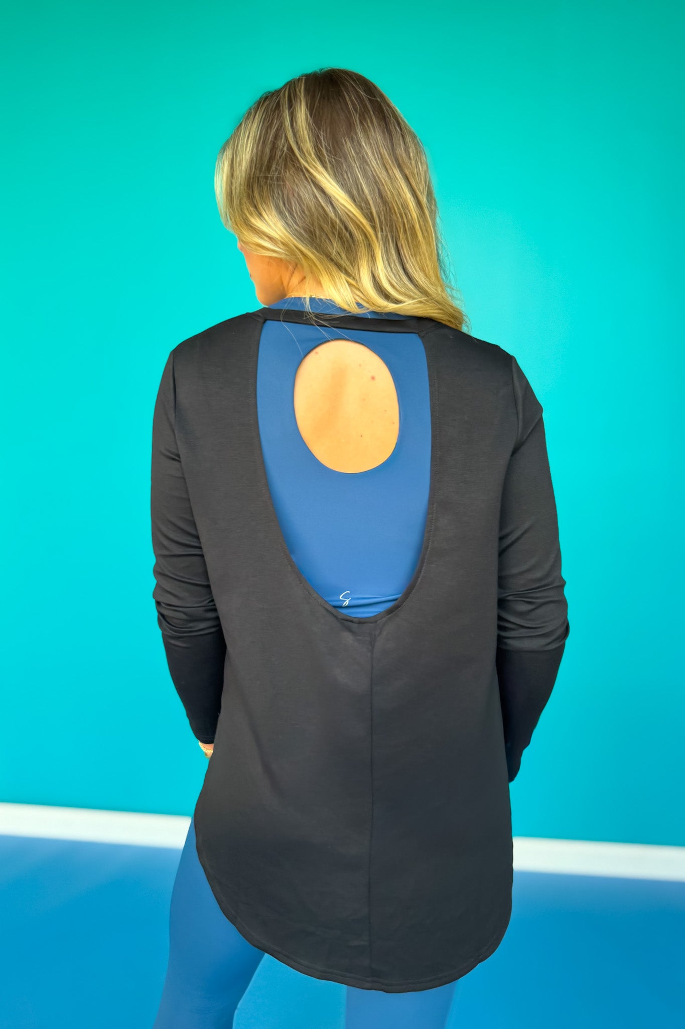 SSYS Open Back Long Sleeve Active Air Top In Black