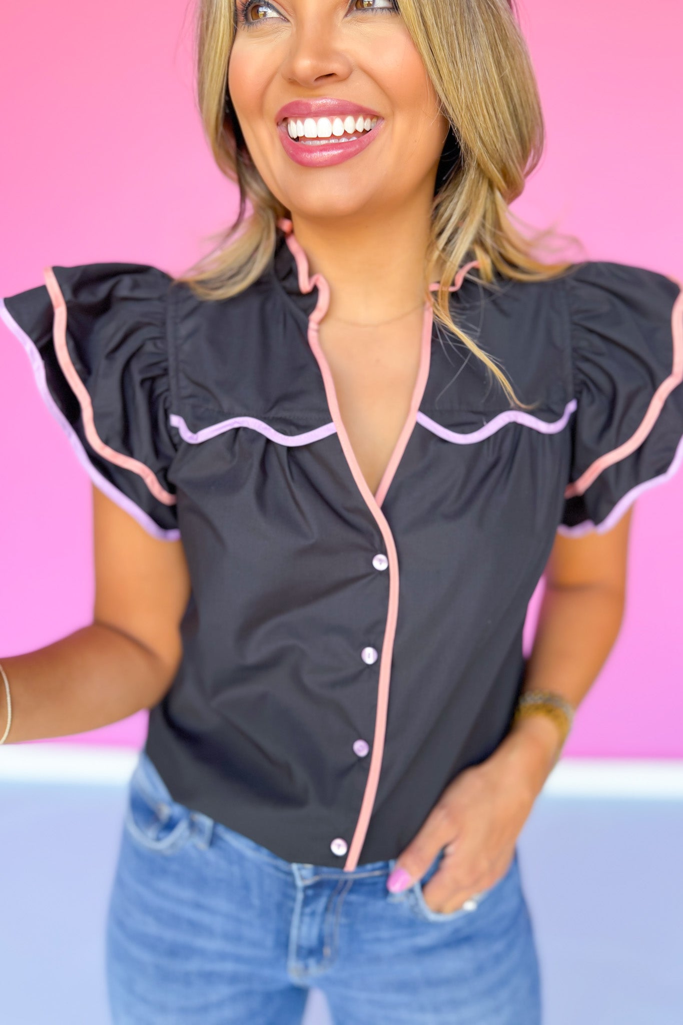 Black Contrast Scallop Trim Flutter Tiered Sleeve Top *FINAL SALE*
