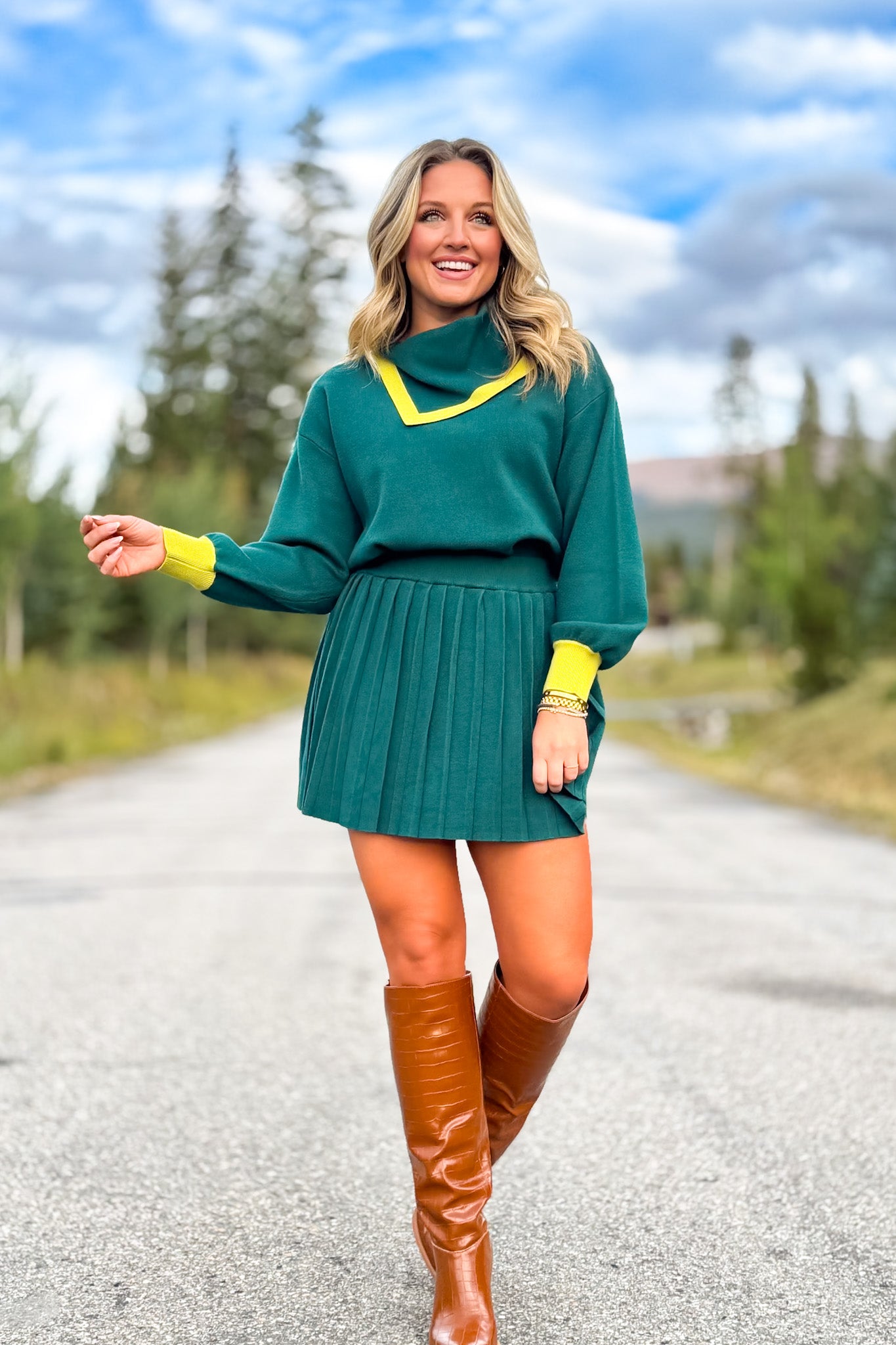 SSYS McClain Colorblock Bandana Sweater In Hunter
