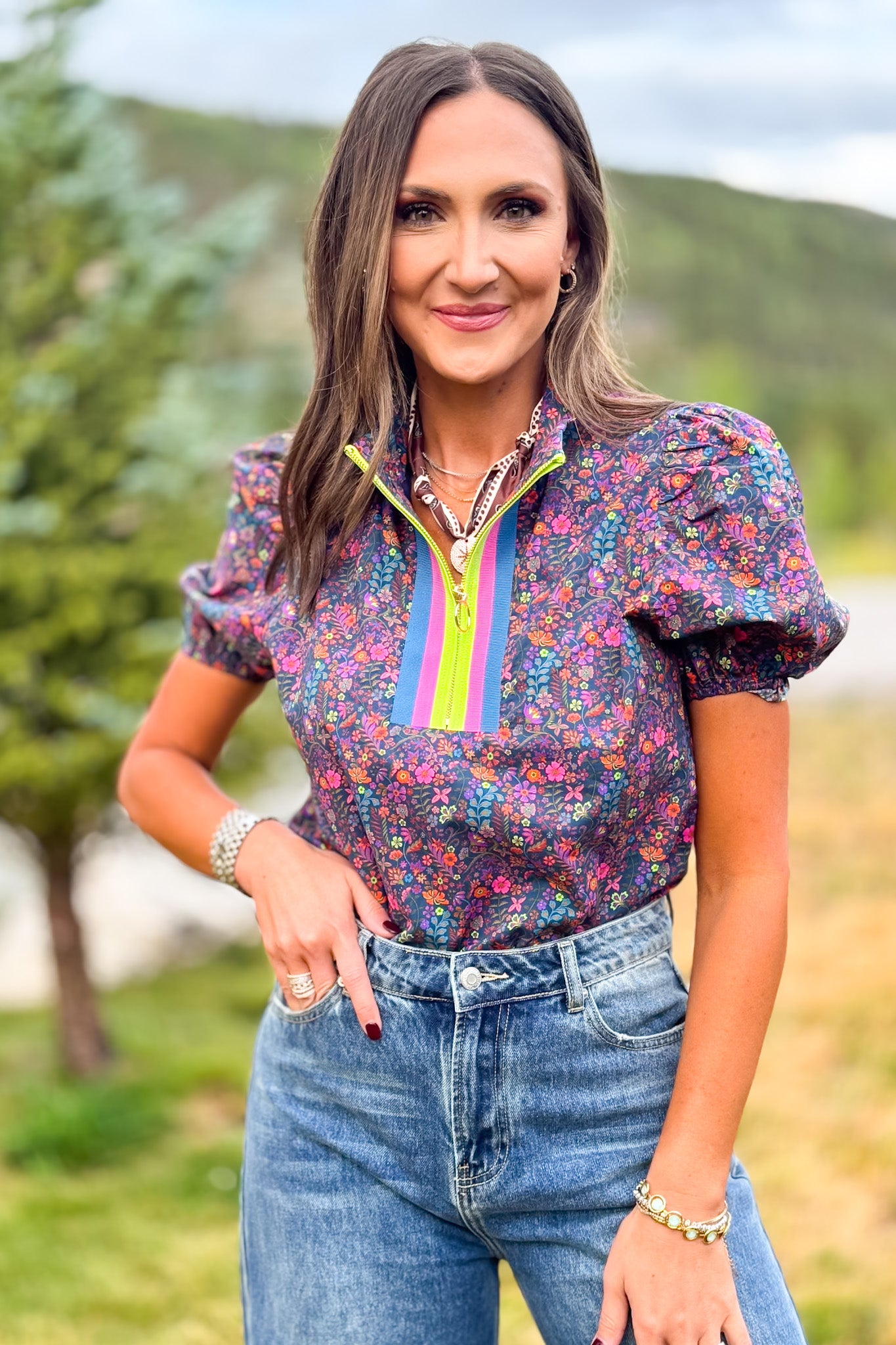 SSYS Emerson Contrast Stripe Short Sleeve Top In Magenta Blooms