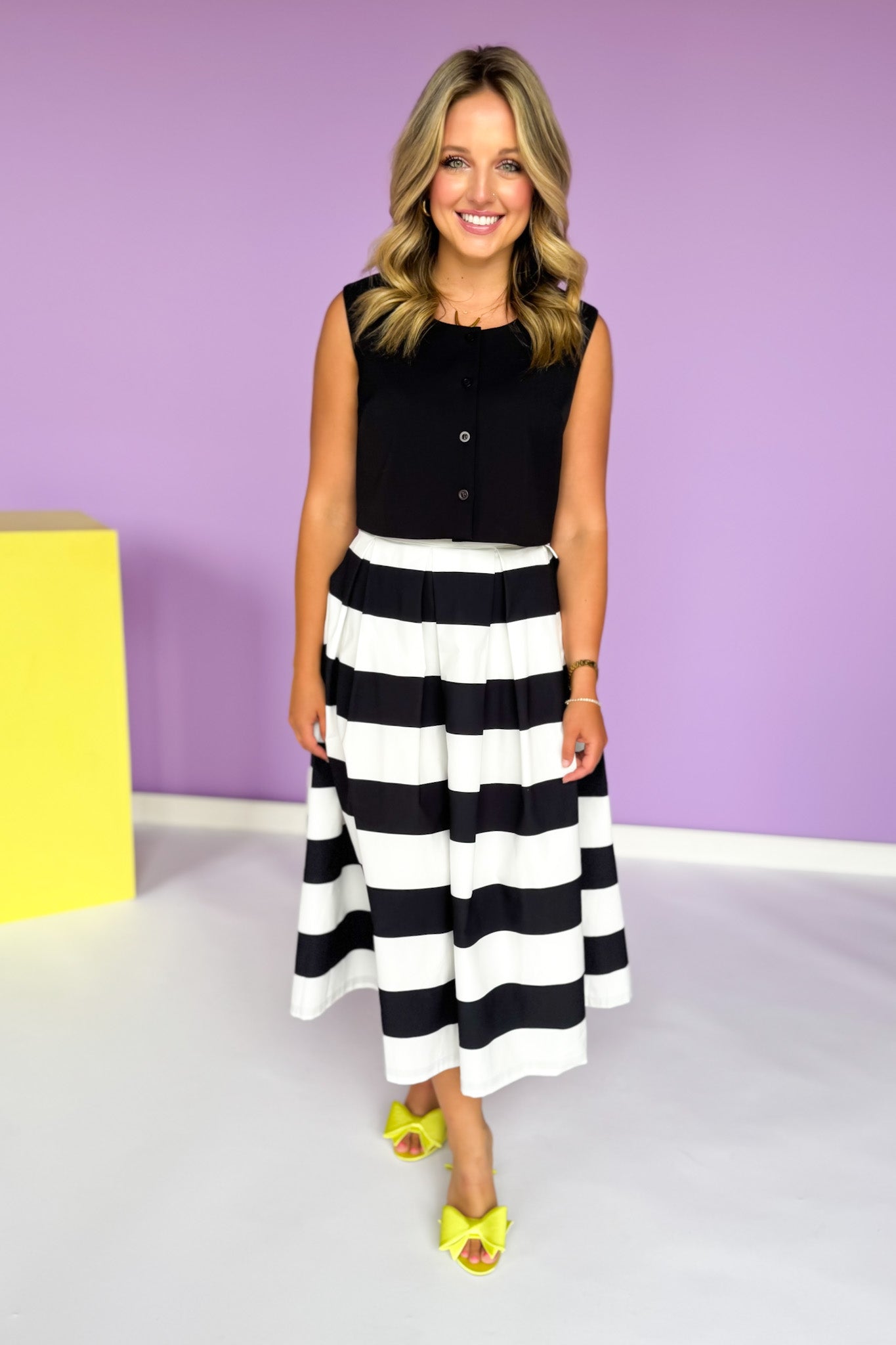Black Stripe Pleated Side Zipper Full Midi Skirt