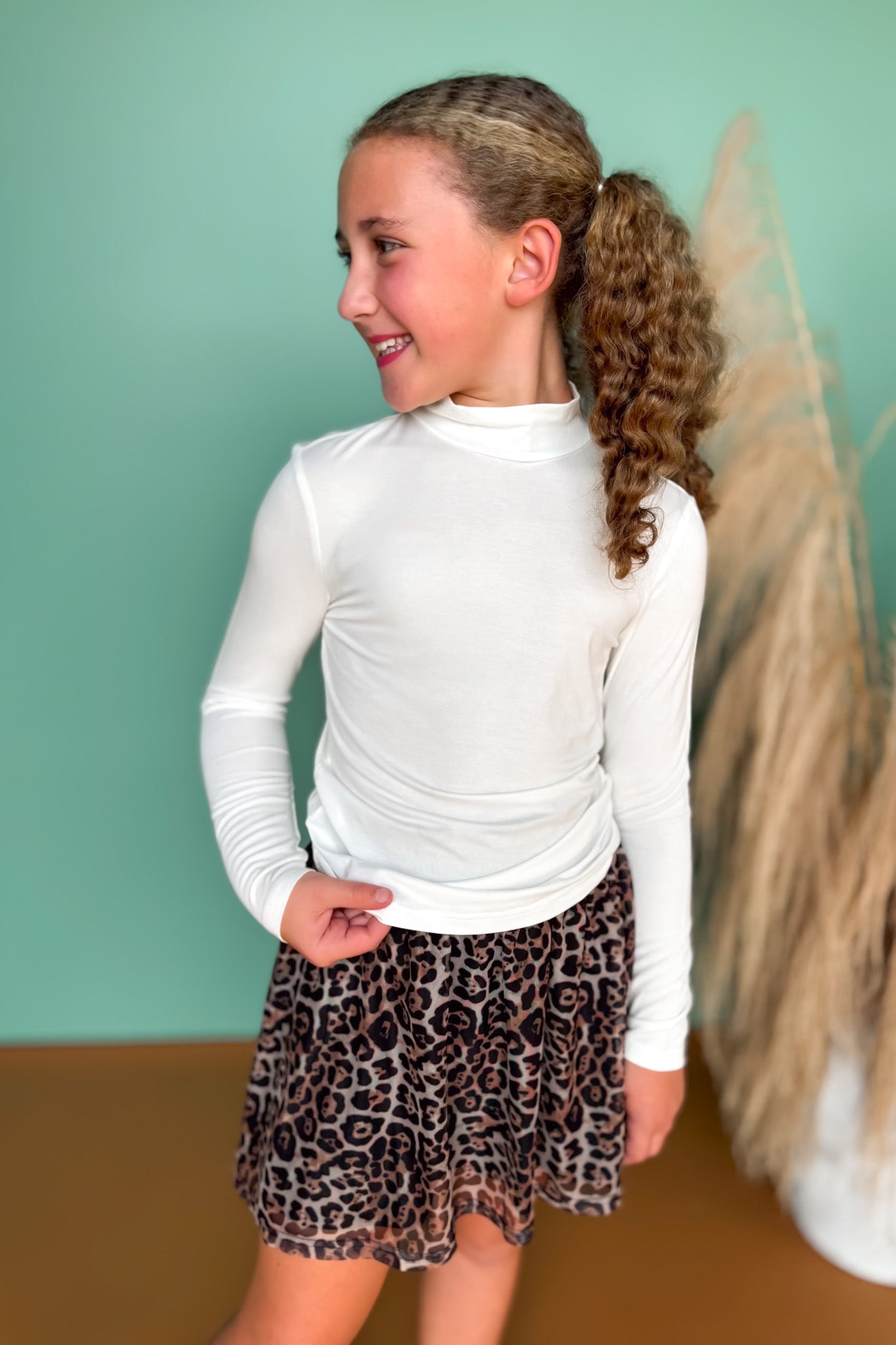 SSYS Kids Signature Long Sleeve Turtleneck In Ivory