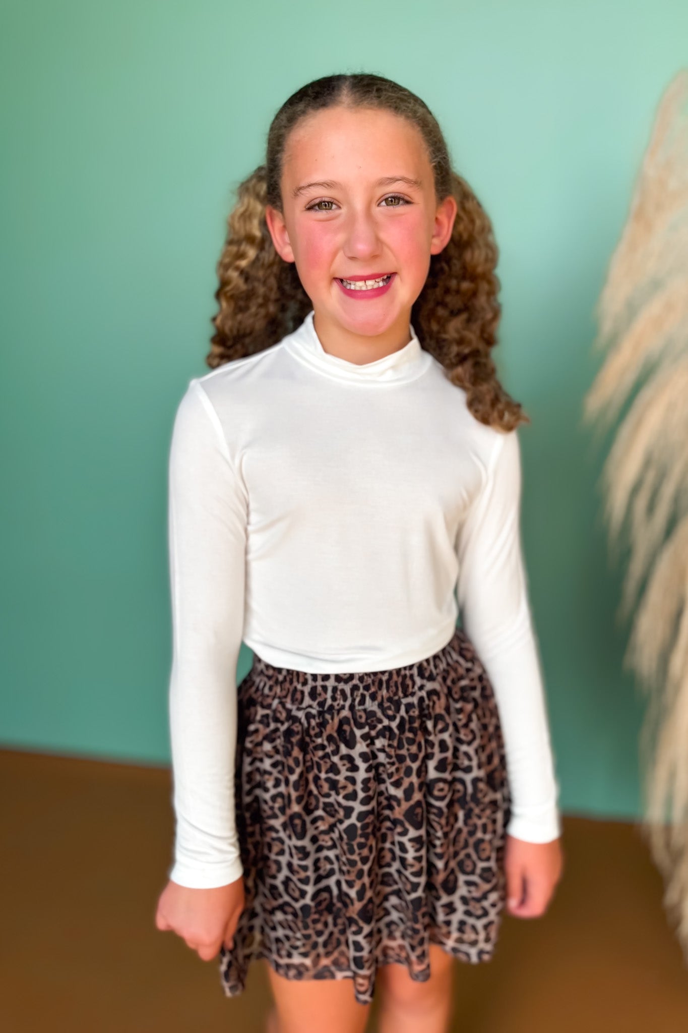 SSYS Kids Signature Long Sleeve Turtleneck In Ivory