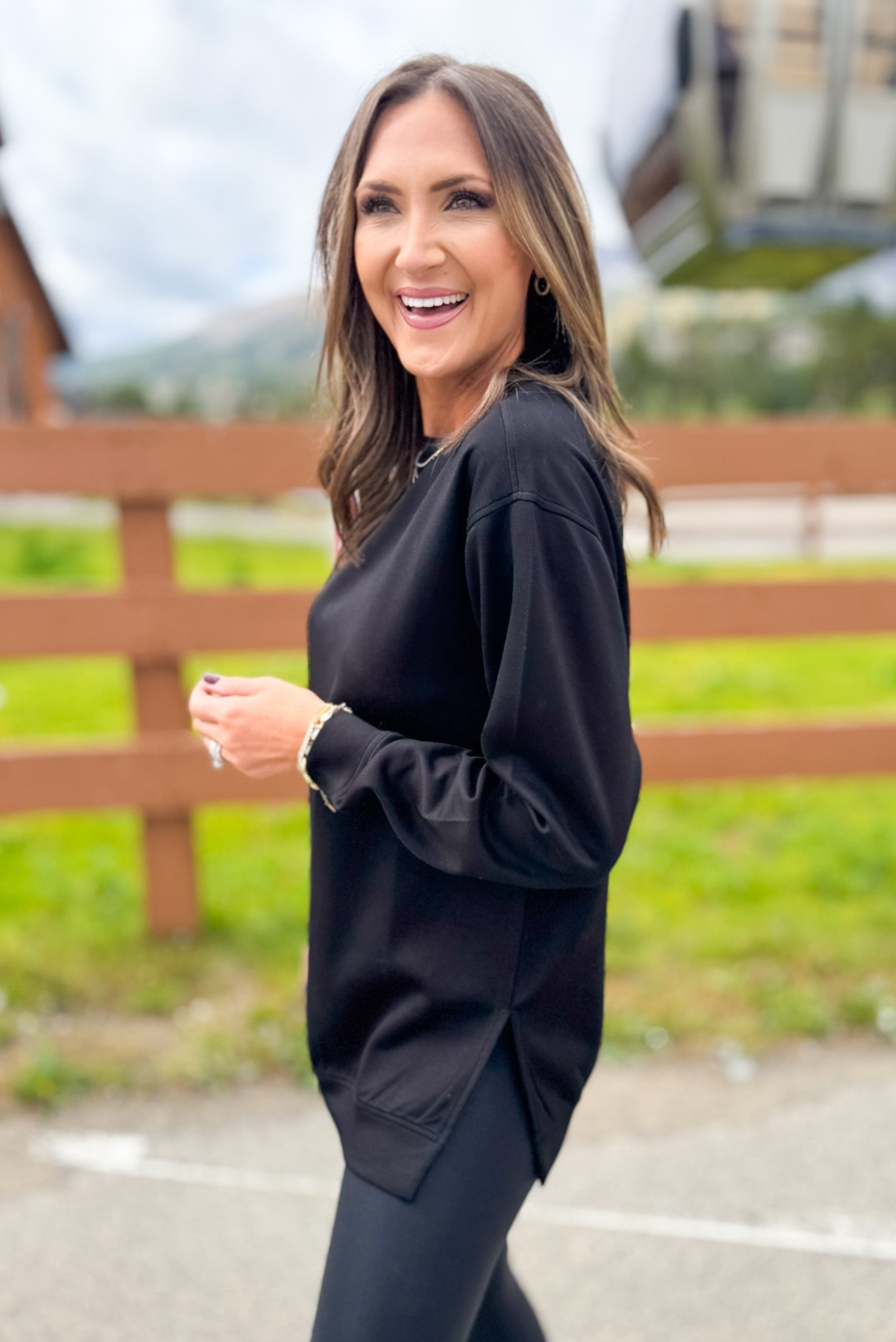 SSYS Lilly Air Sweatshirt In Black