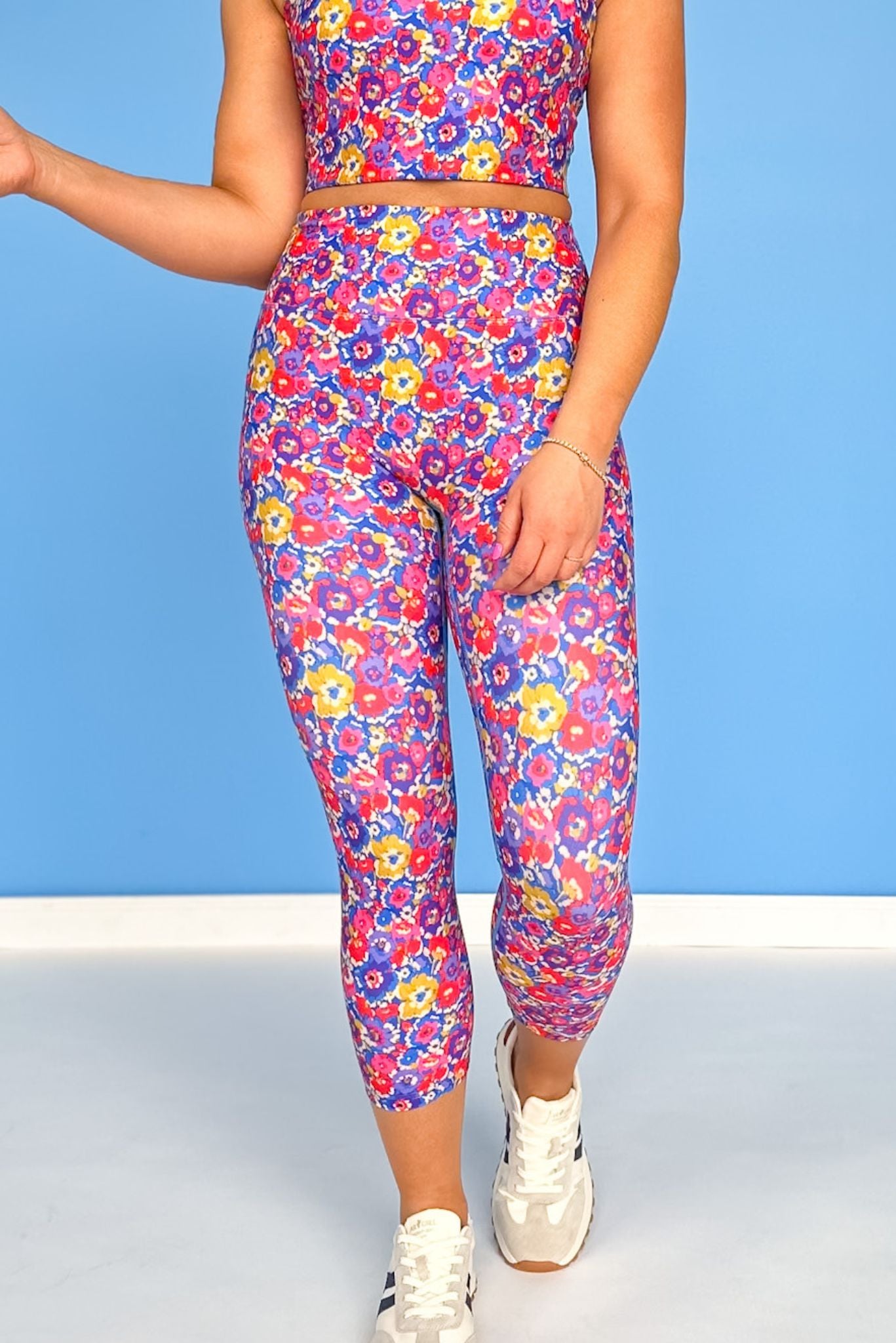 SSYS Blue Red Floral Butter 3/4 Leggings *FINAL SALE*