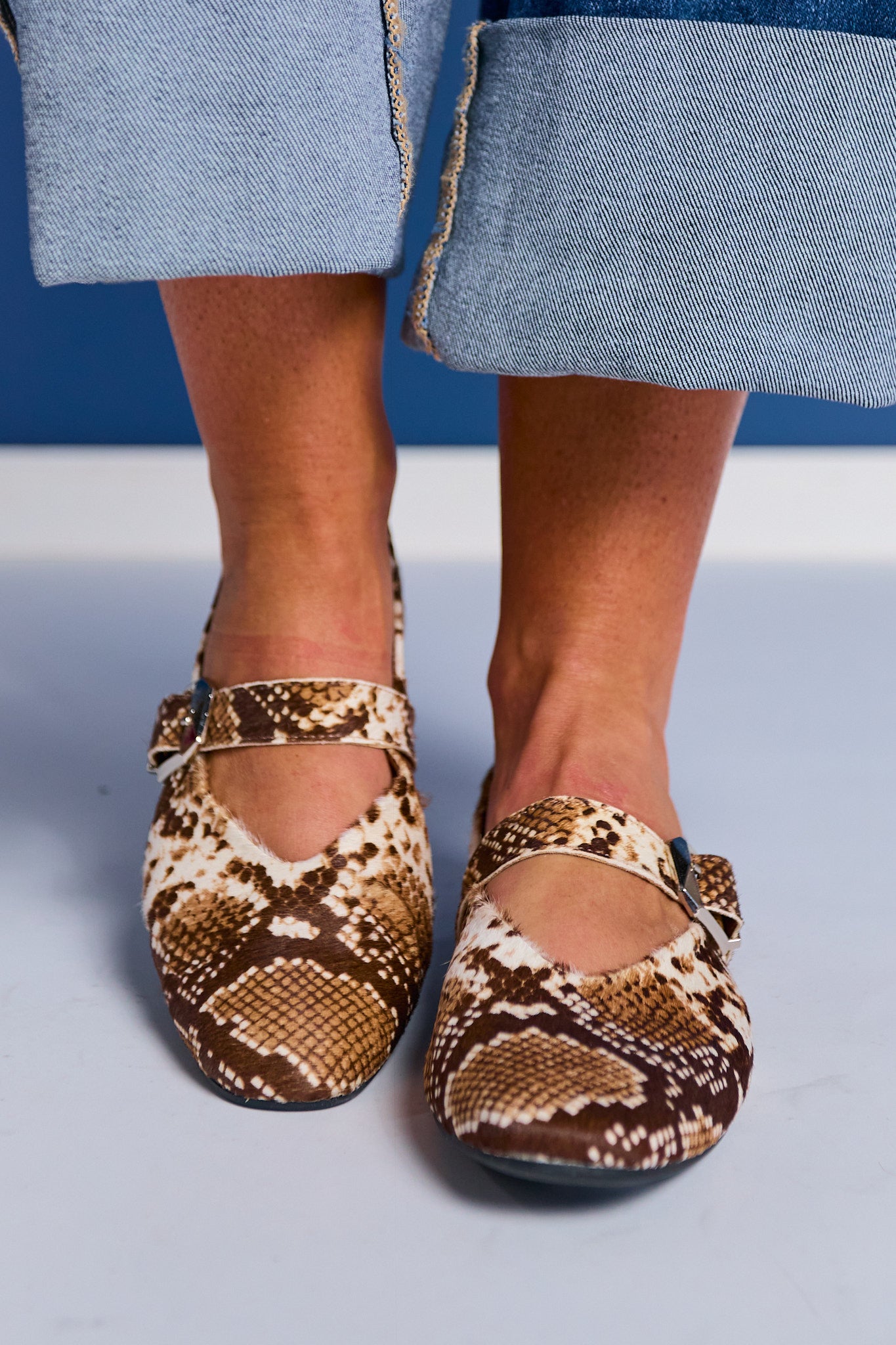 Brown Scale Animal Buckle Strap Flats