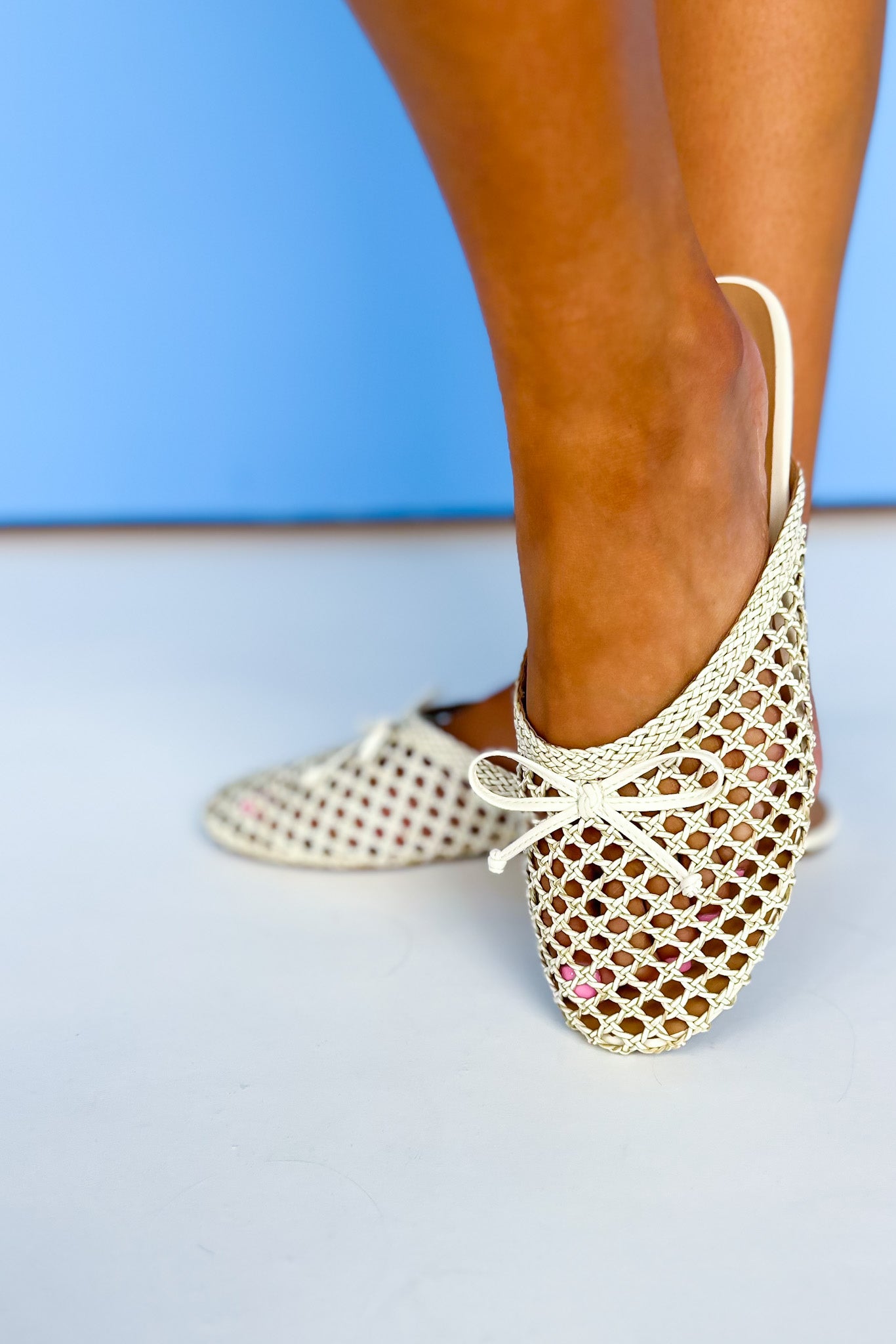 Cream Woven Lattice Mesh Crochet Bow Accent Mules