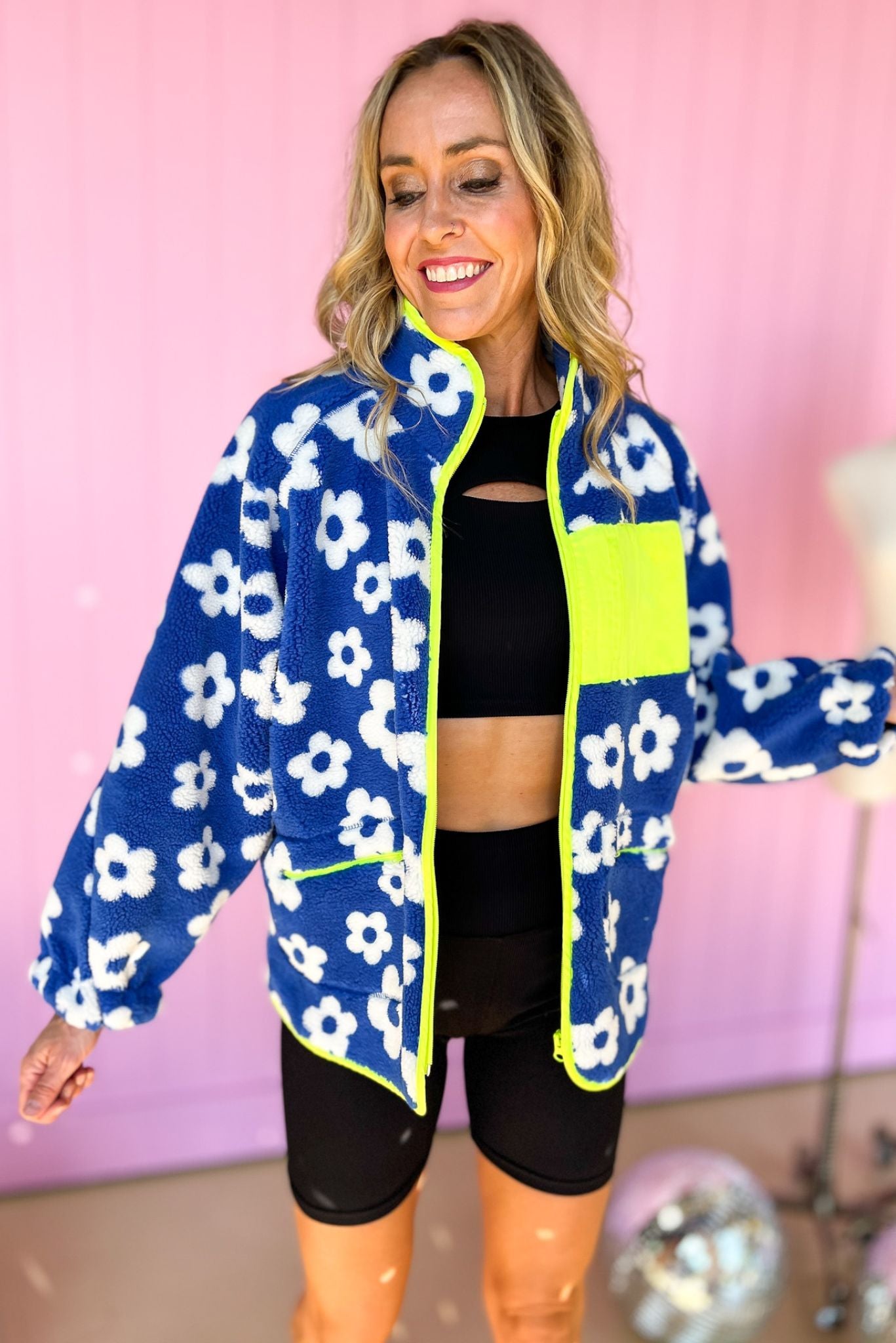 Blue Floral Sherpa Jacket, fall fashion, fall must have, layered look, elevated look, mom style, shop style your senses by mallory fitzsimmons