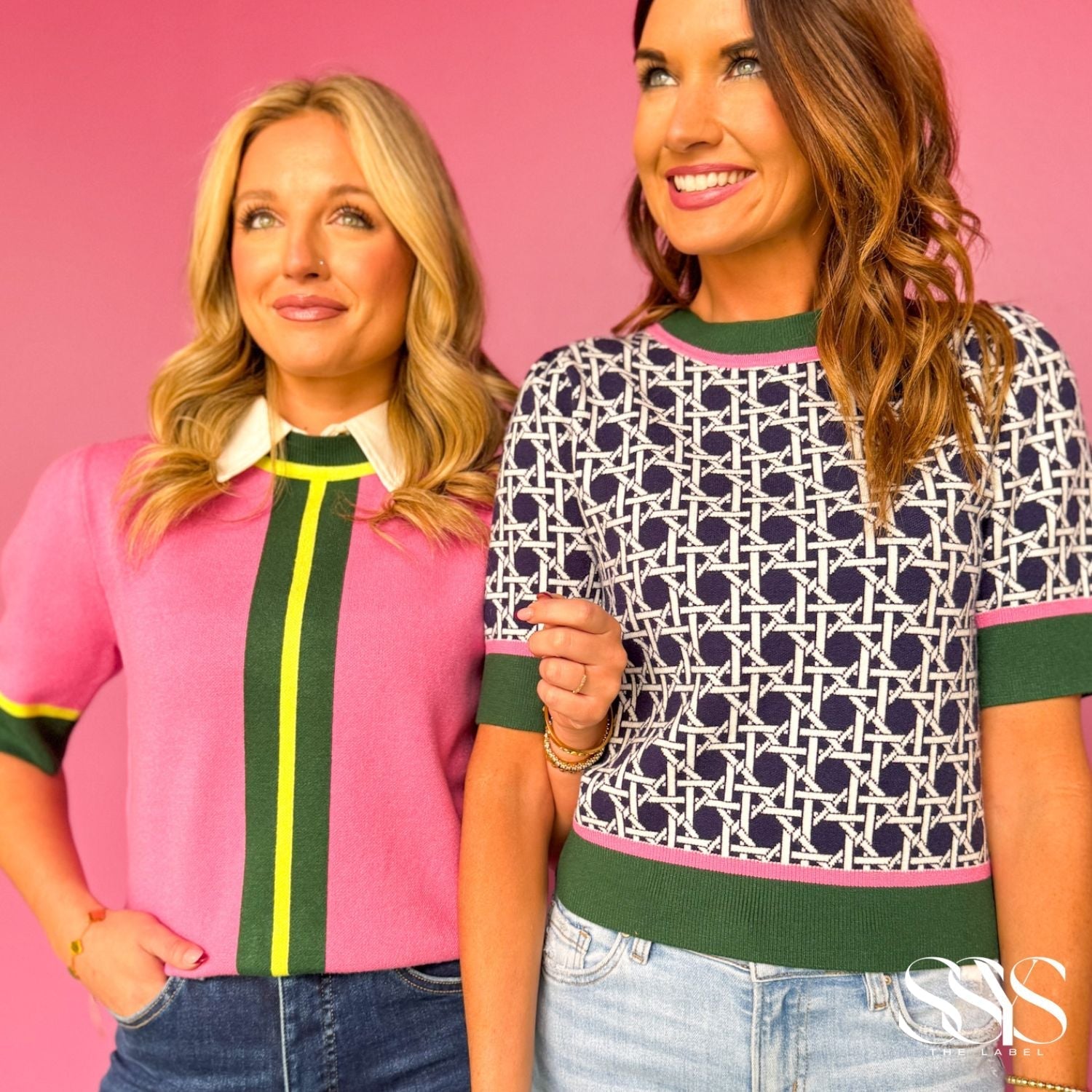 Stylish Short Sleeve Sweater Outfits for Work and Everyday