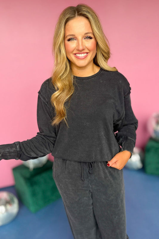  Black Drop Shoulder Relaxed Fit Sweatshirt *FINAL SALE* *Final Sale*, must have sweatshirt, must have style, must have fall, mom style, fall style, mom style, elevated sweatshirt, elevated everyday, shop style your senses by mallory fitzsimmons