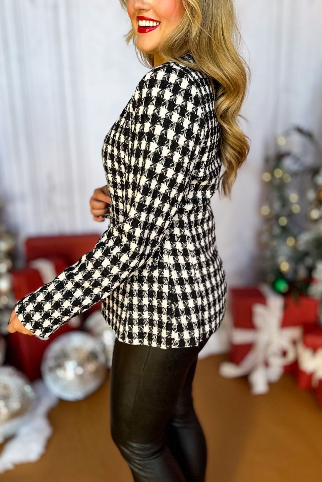 Black White Checkered Blazer, must have blazer, must have style, elevated blazer, elevated style, holiday style, holiday fashion, elevated holiday, holiday collection, affordable fashion, mom style, shop style your senses by mallory fitzsimmons