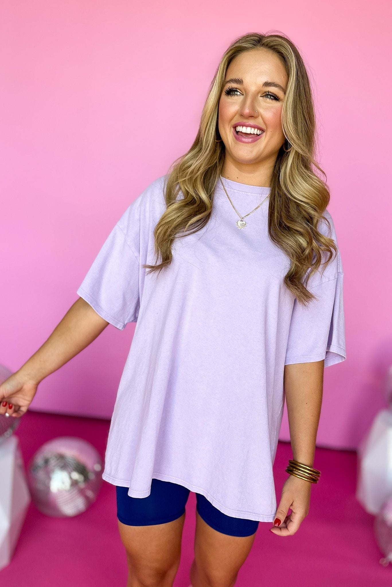 Lavender Boyfriend T-Shirt, relaxed style, boyfriend fit, elevated style, shop style your senses by mallory fitzsimmons