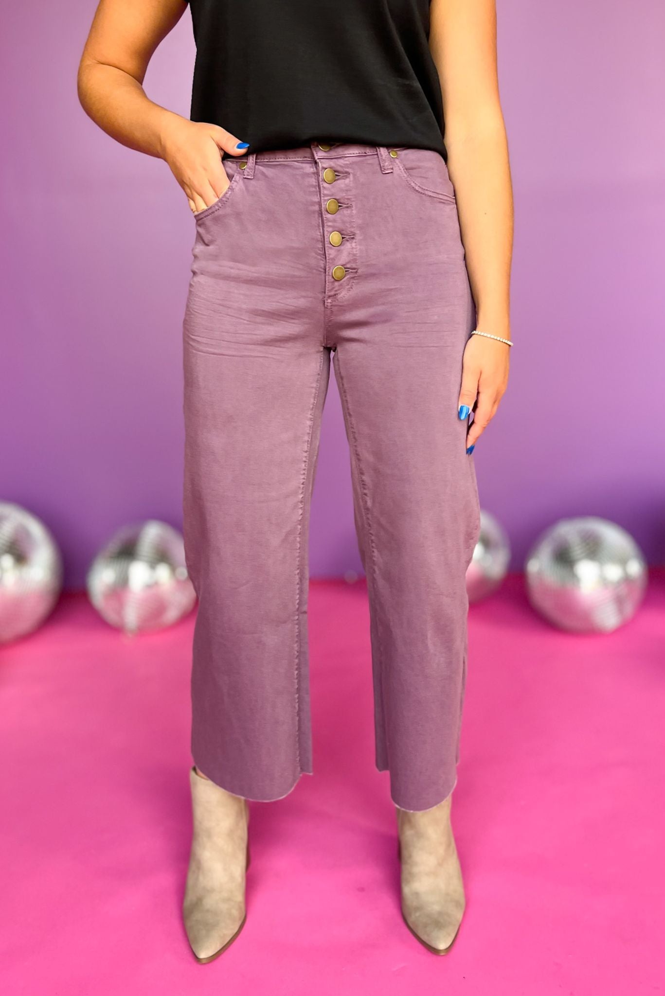 Dusty Taro Wide Leg Raw Hem Twill Pants, pants, wide leg pants, raw hem pants, will pants, dusty taro pants, dusty taro wide leg pants, dusty taro raw hem pants, dusty taro twill pants, must have pants, elevated pants, elevated style, Shop Style Your Senses by Mallory Fitzsimmons, SSYS by Mallory Fitzsimmons