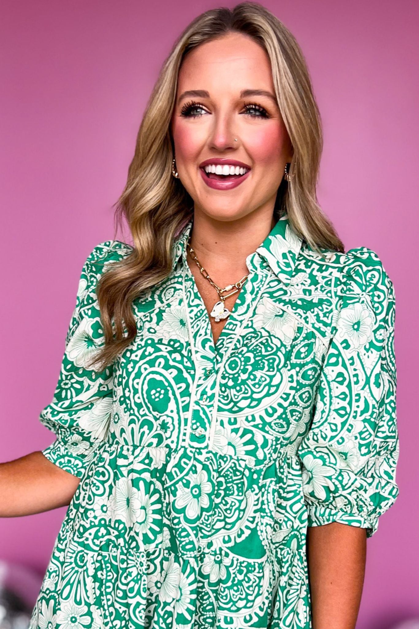 Green Paisley Printed Two Tone Split Neck Collared Three Quarter Sleev SSYS Green Paisley Printed Two Tone Split Neck Collared Three Quarter Sleev SSYS
