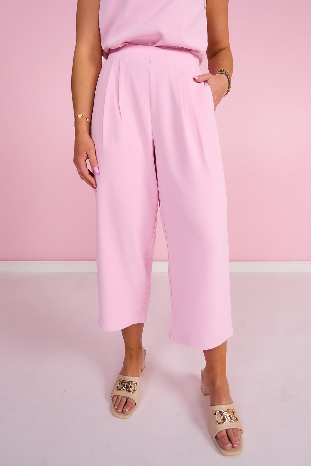 SSYS Jules Barrel Crop Trousers In Light Pink