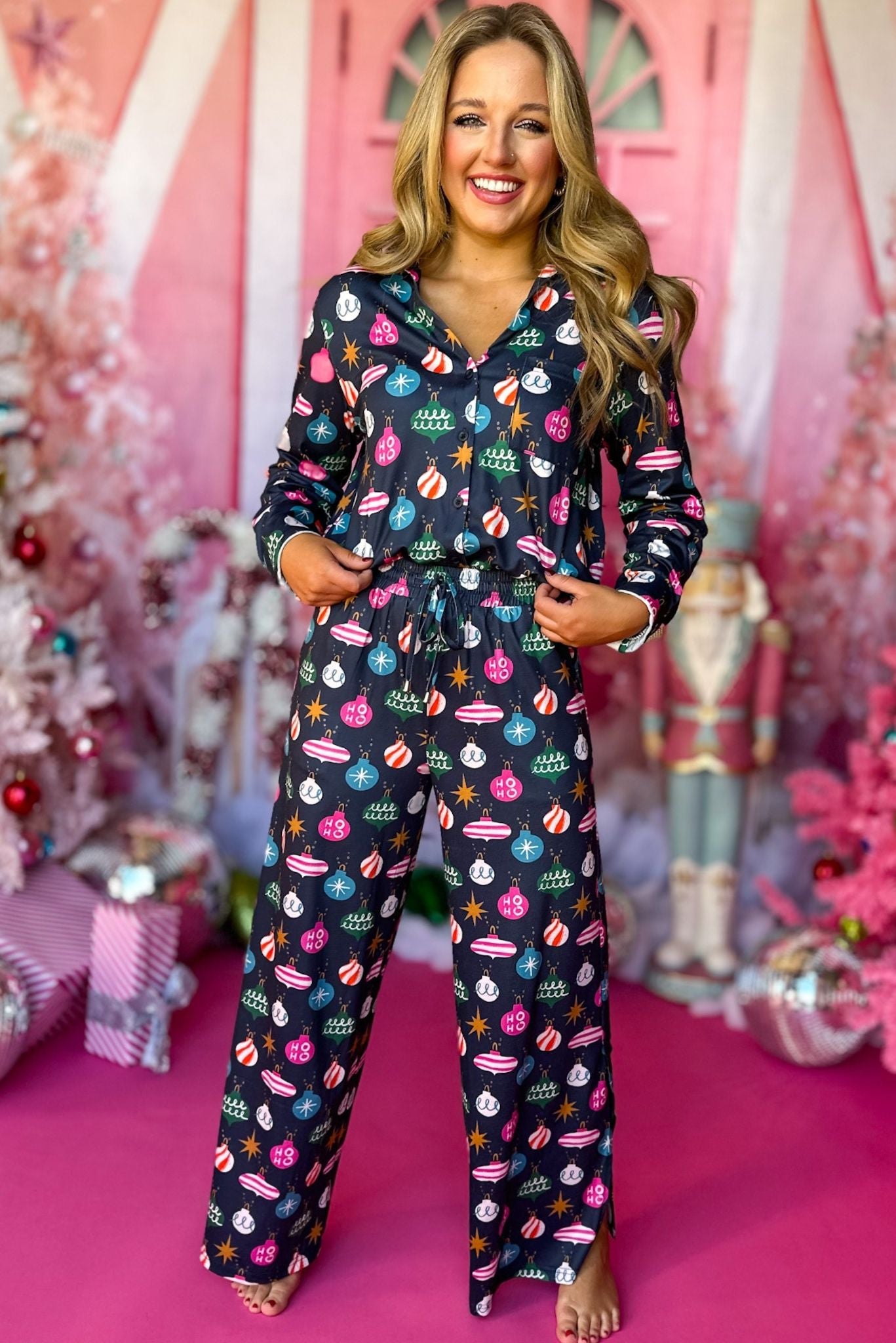 SSYS The Millie Pajamas In Ornaments, must have pajamas, must have style, must have print, elevated pajamas, elevated style, elevated comfort, mom style, holiday pajamas, holiday style, shop style your senses by mallory fitzsimmons