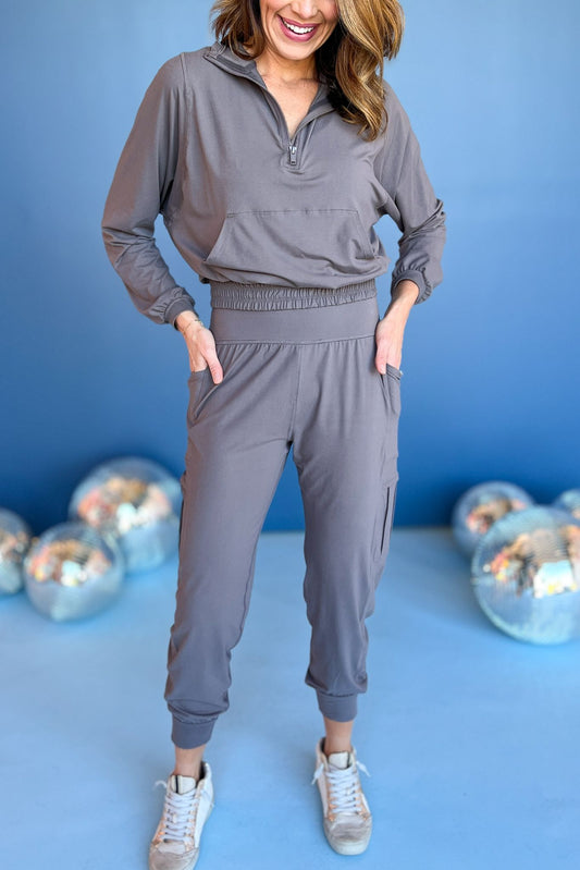  Grey Butter Cargo Joggers, must have pants, must have style, must have comfortable style, fall fashion, fall style, street style, mom style, elevated comfortable, elevated loungewear, elevated style, shop style your senses by mallory fitzsimmons