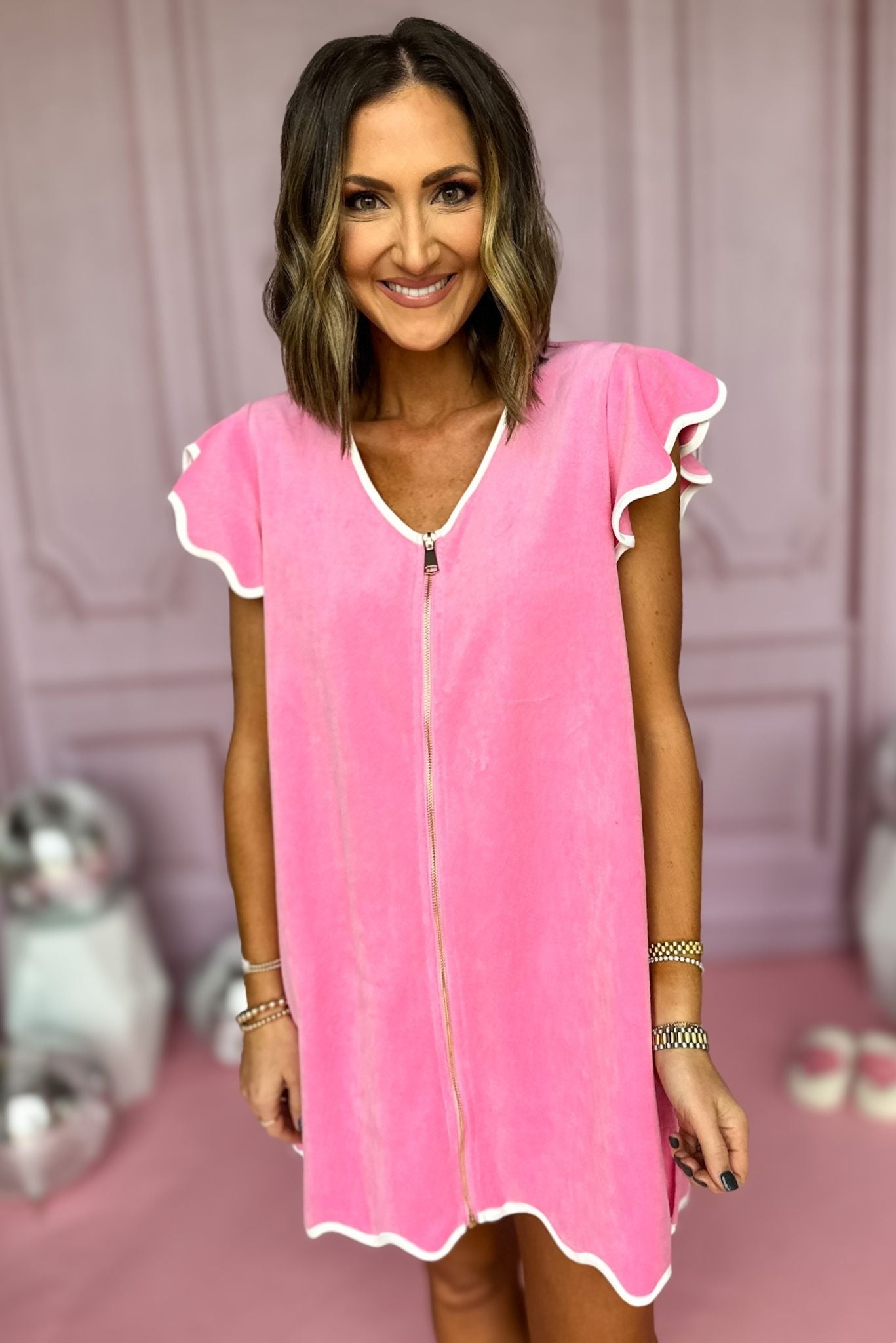 SSYS Bubblegum Pink Get Ready Robe™, SSYS the label, elevated robe, elevated get ready robe, must have robe, must have gift, elevated gift, mom style, elevated style, chic style, conventional style, shop style your senses by mallory fitzsimmons