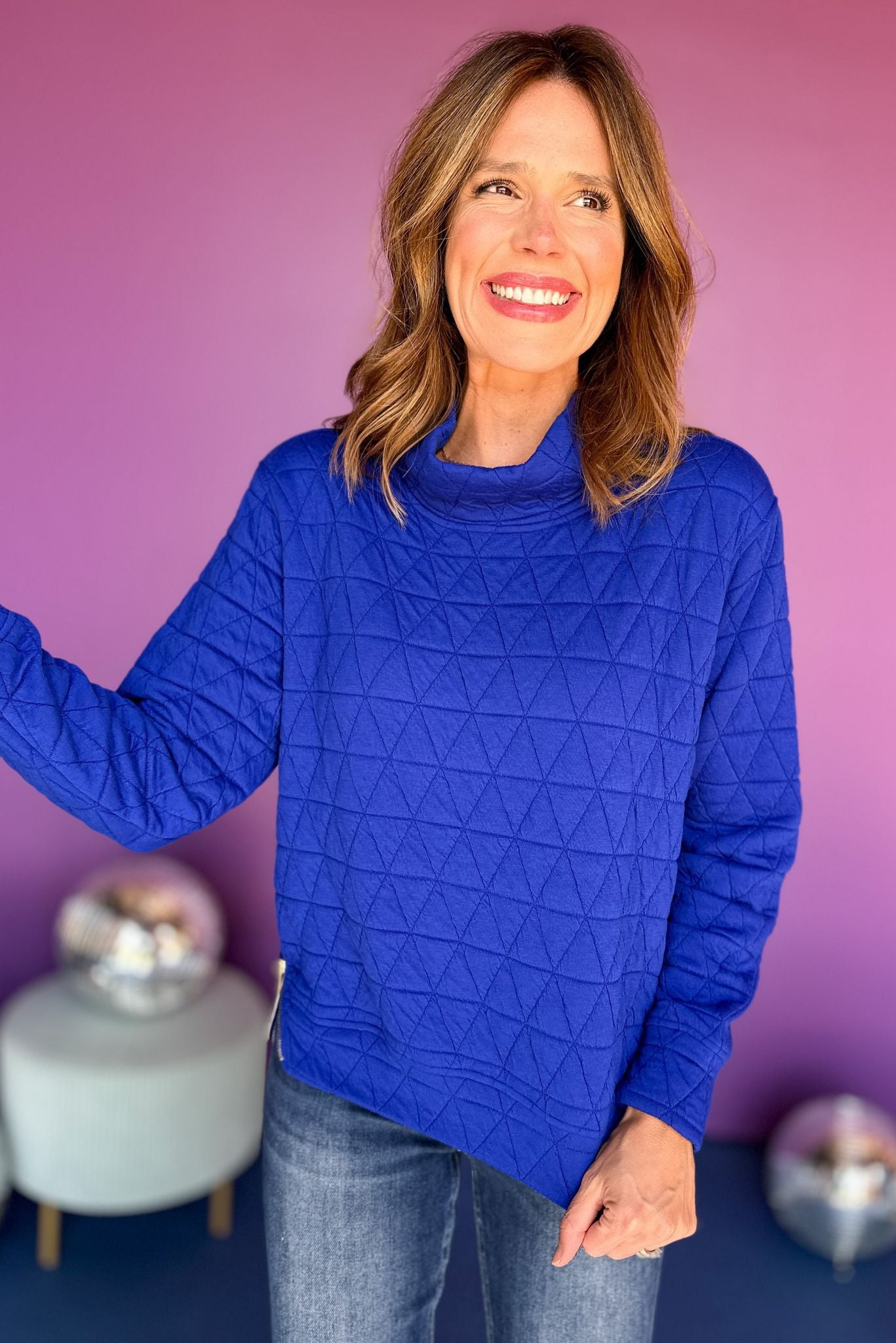 SSYS The Ava Top In Royal, ssys the label, ssys pullover, must have pullover, must have style, must have fall, fall fashion, fall style, elevated style, elevated pullover, mom style, quilted style, shop style your senses by mallory fitzsimmons