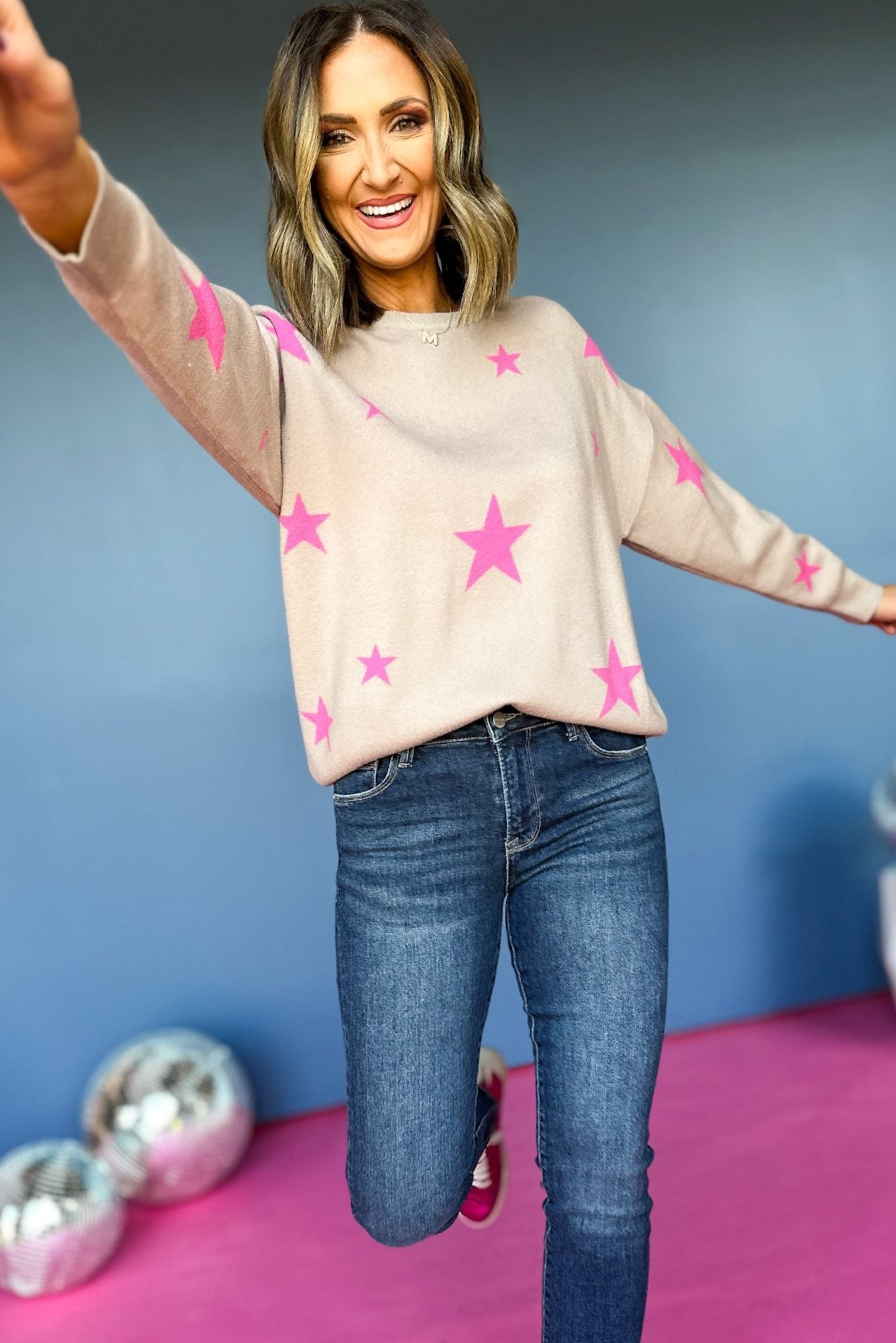 Pink Star Pattern Round Neck Sweater, elevated style, elevated sweater, must have sweater, must ahve print, fun mom style, fun mom sweater, fall style, fall sweater, shop style your senses by mallory fitzsimmons