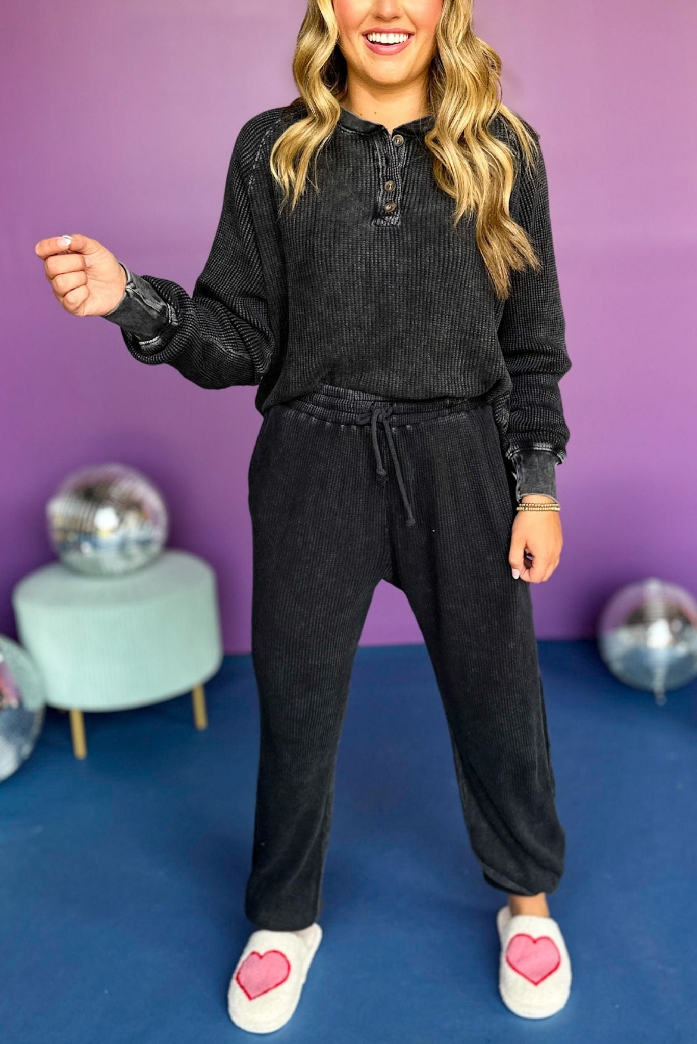 Black Elastic Waistband Ribbed Pants, must have pants, must have style, must have comfortable style, fall fashion, fall style, street style, mom style, elevated comfortable, elevated loungewear, elevated style, shop style your senses by mallory fitzsimmons