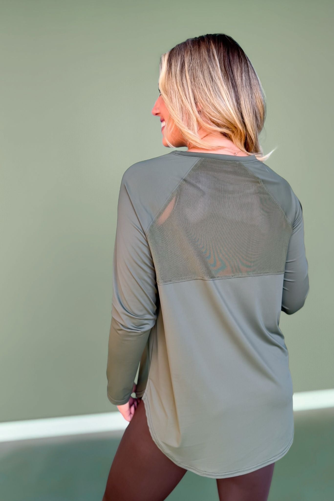 SSYS Long Sleeve Mesh Back Active Top In Olive
