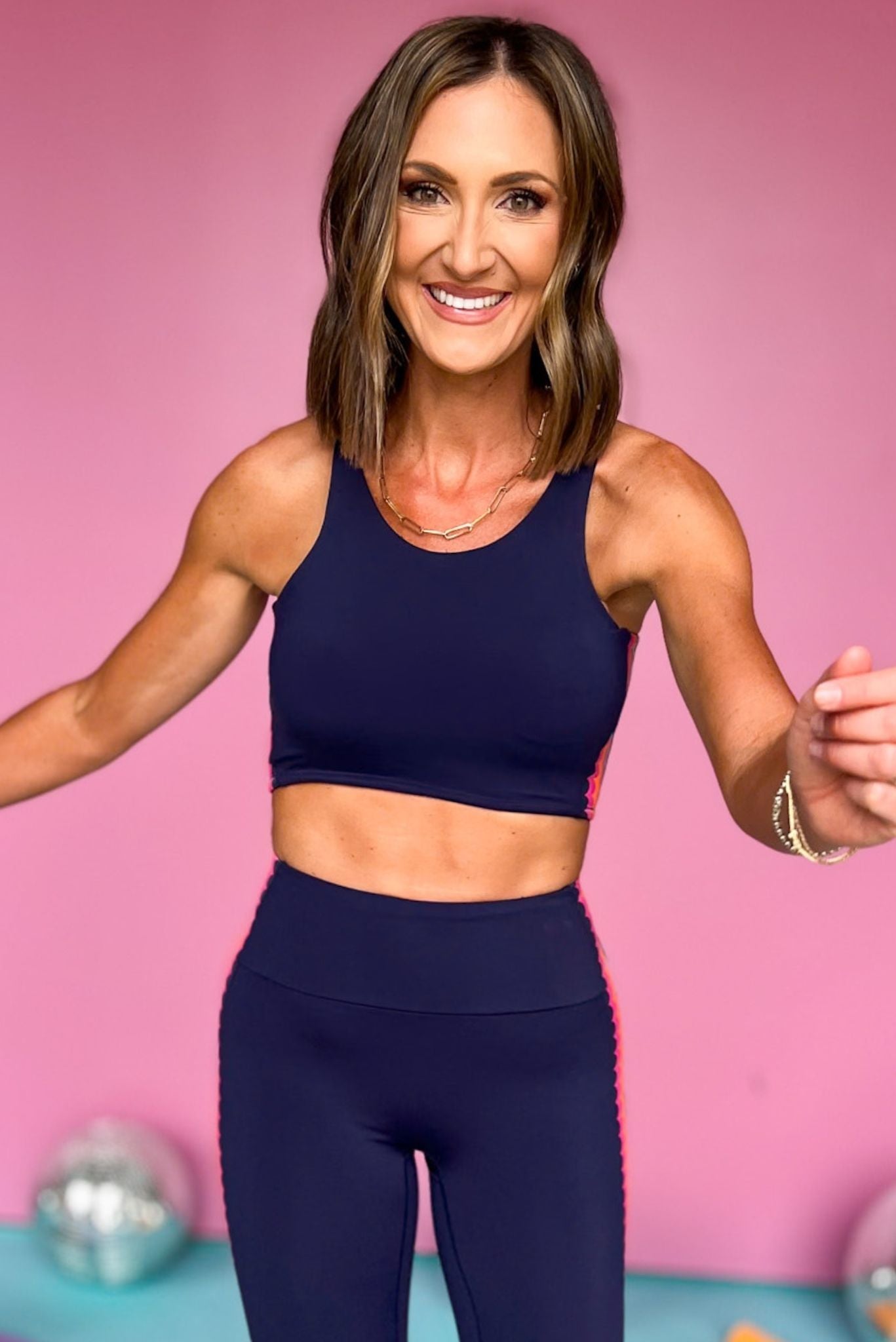 SSYS Multi Scallop Inset Navy Sports Bra, Spring athleisure, athleisure, elevated athleisure, must have sports bra, athletic sports bra, athletic style, mom style, shop style your senses by mallory fitzsimmons, ssys by mallory fitzsimmons