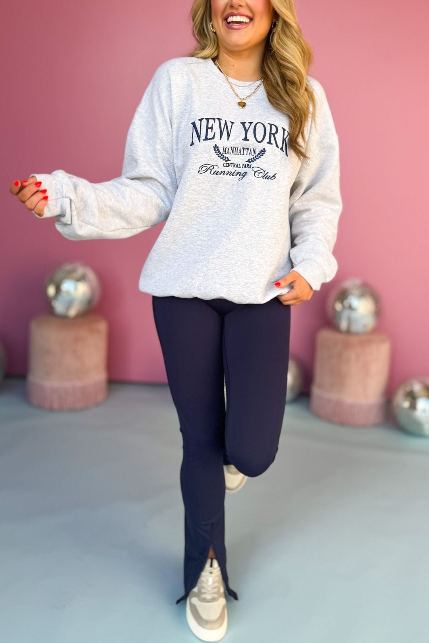 Ash Grey New York Running Club Graphic Sweatshirt, must have sweatshirt, elevated sweatshirt, graphic sweatshirt, must have style, comfortable style, casual fashion, mom style, shop style your senses by mallory fitzsimmons