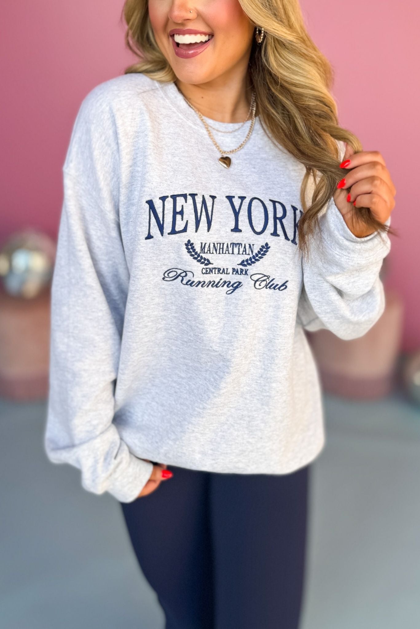 Ash Grey New York Running Club Graphic Sweatshirt, must have sweatshirt, elevated sweatshirt, graphic sweatshirt, must have style, comfortable style, casual fashion, mom style, shop style your senses by mallory fitzsimmons